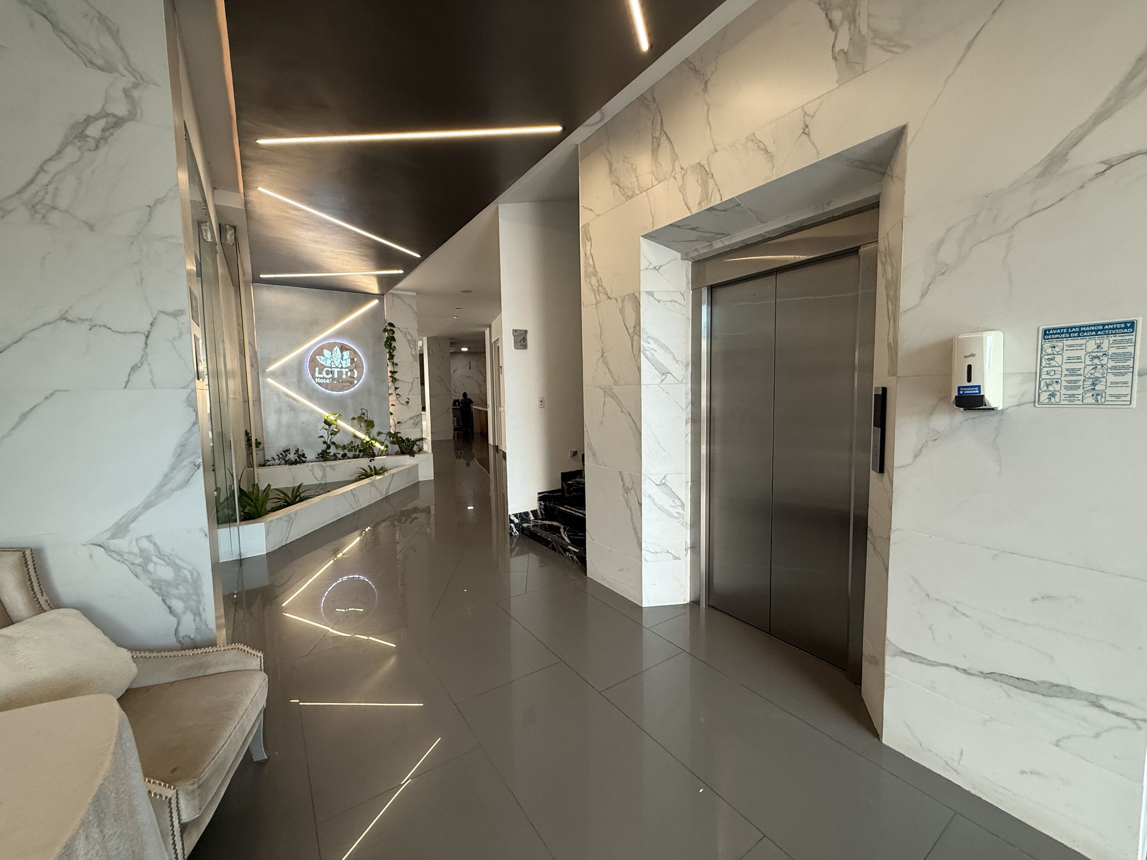 Malik Loto Hotel