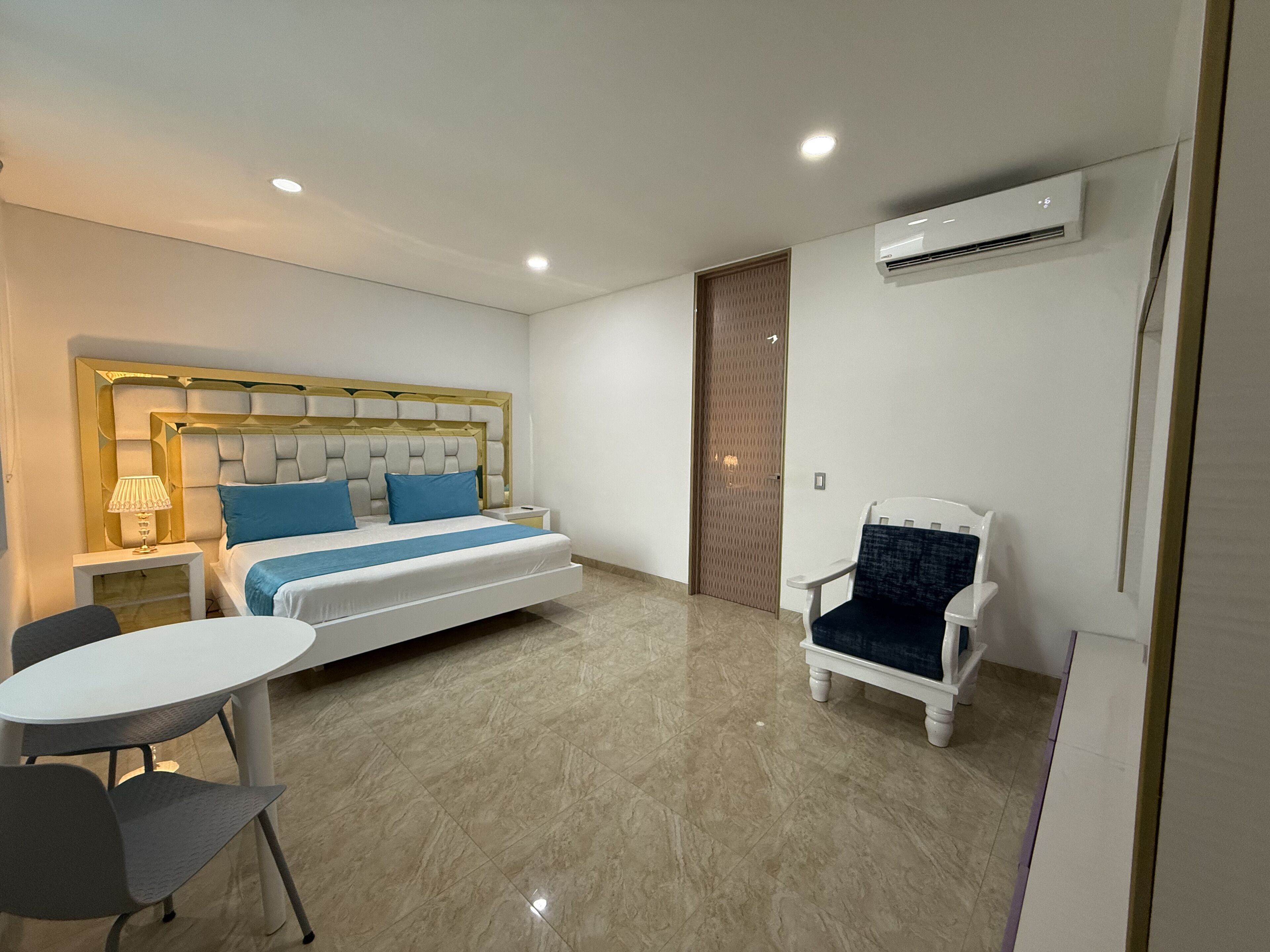 Malik Loto Hotel