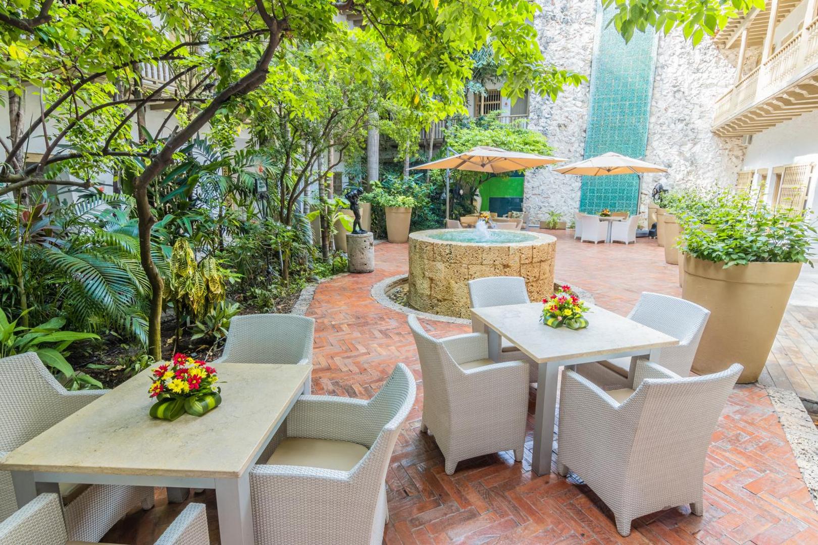 GHL Hotel Armería Real