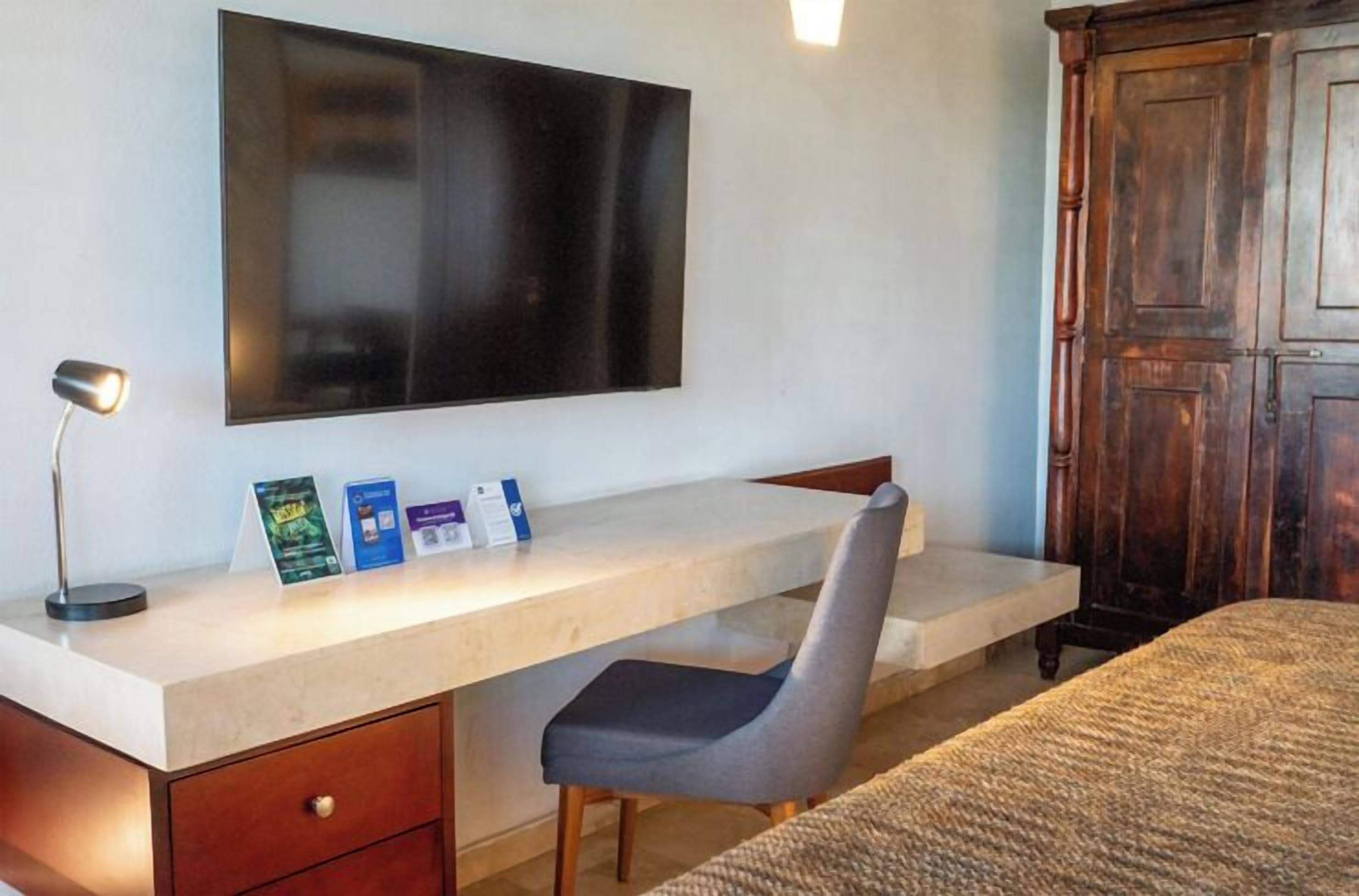 GHL Hotel Armería Real