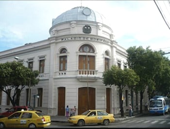 Ayenda Zhena