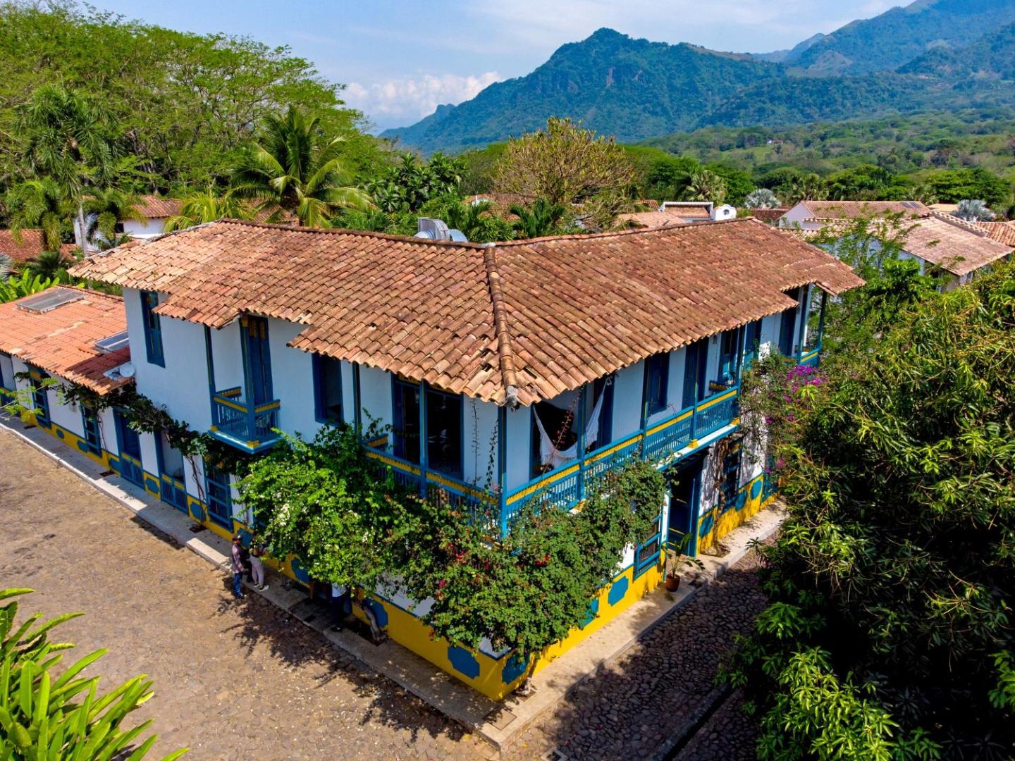 Hotel de Cauca Viejo Fundadores