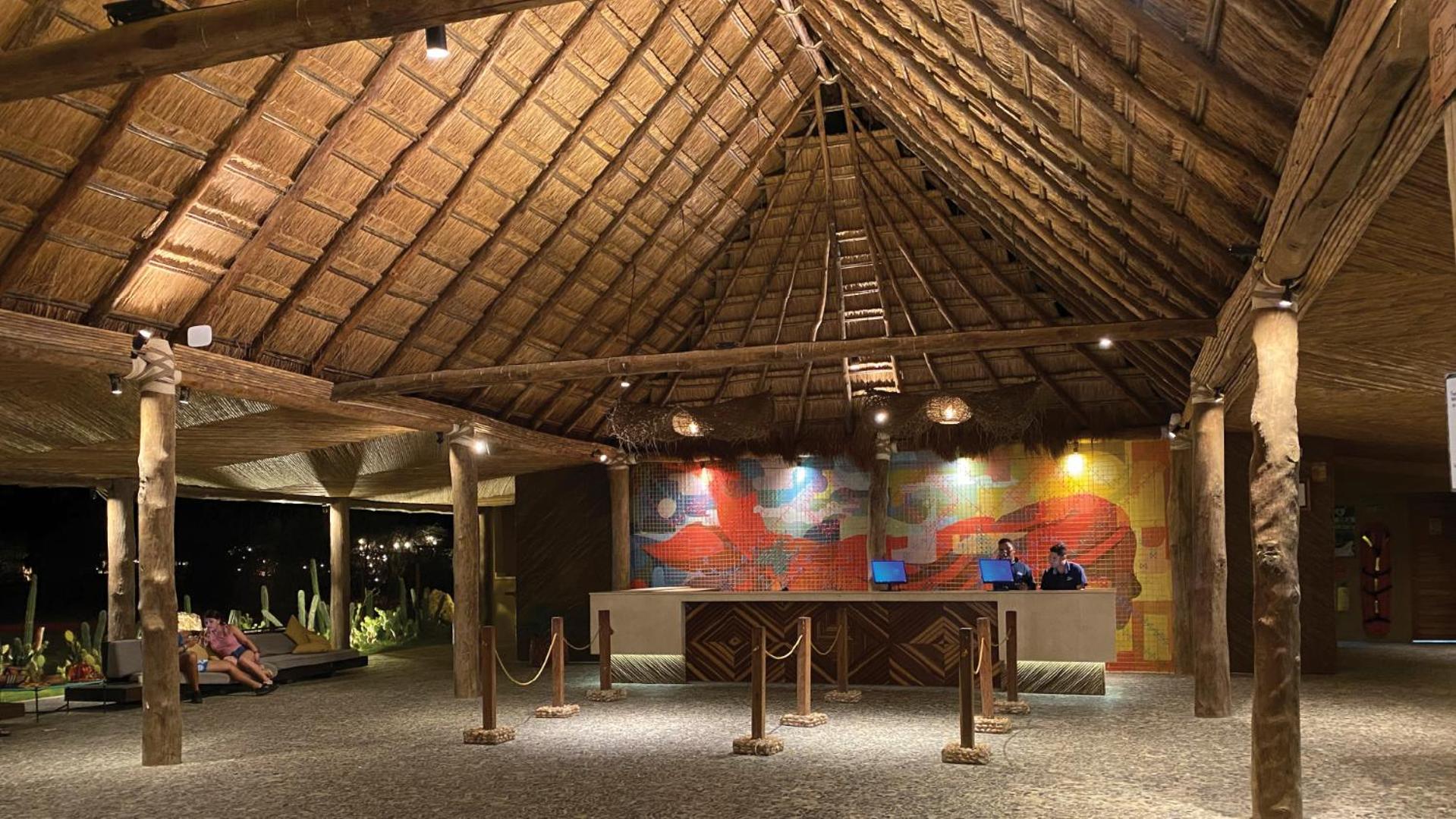 Hotel On Vacation Wayira Beach