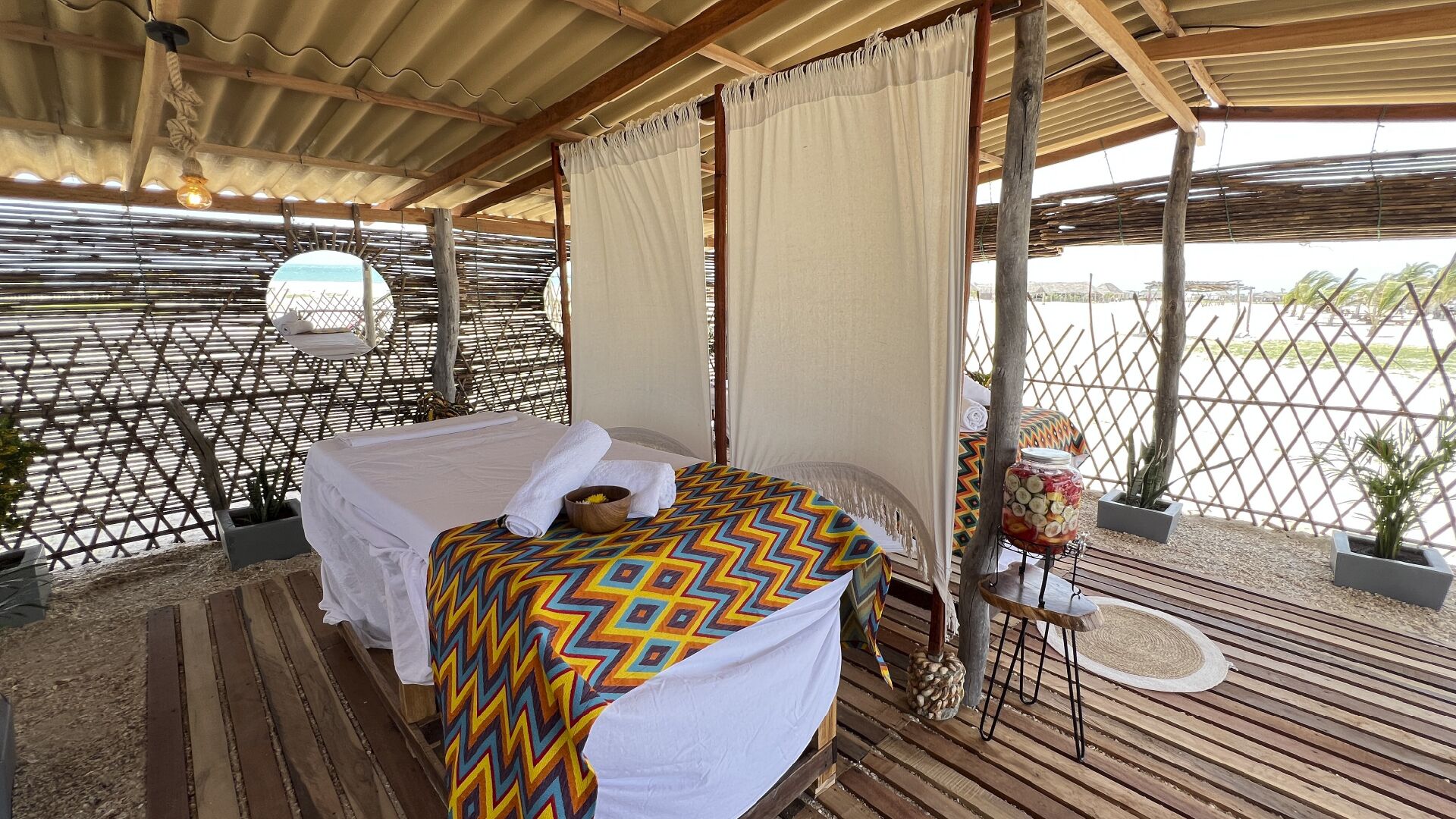 Hotel On Vacation Wayira Beach