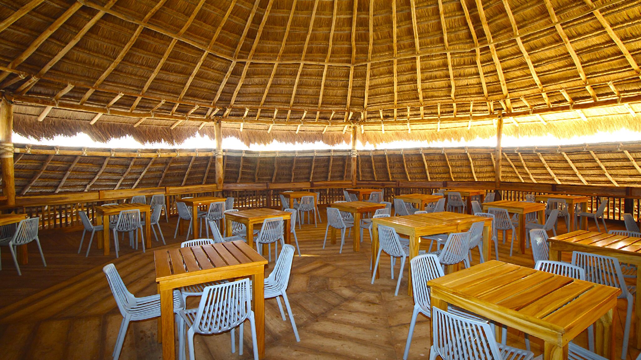Hotel On Vacation Wayira Beach