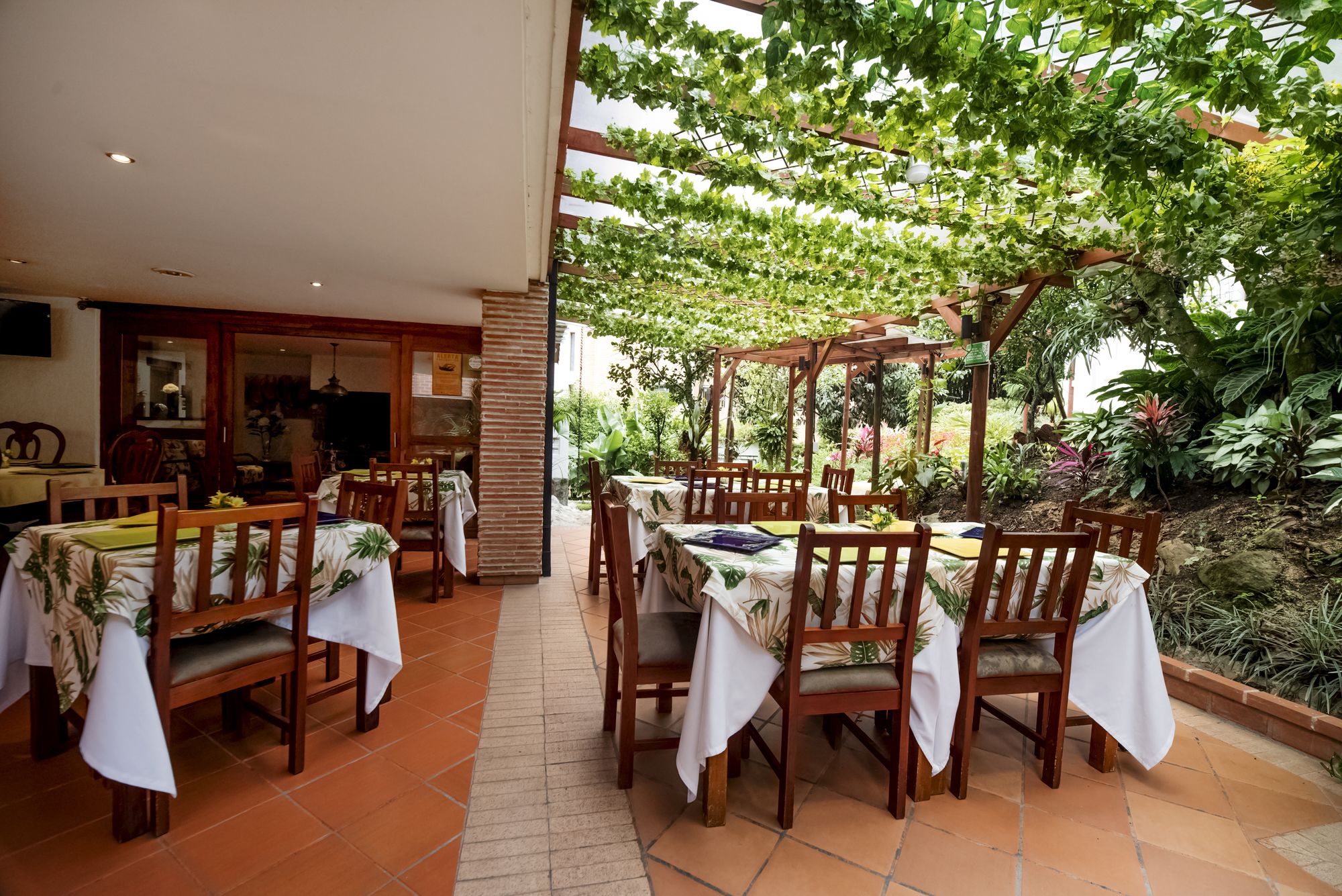 La Campana Boutique
