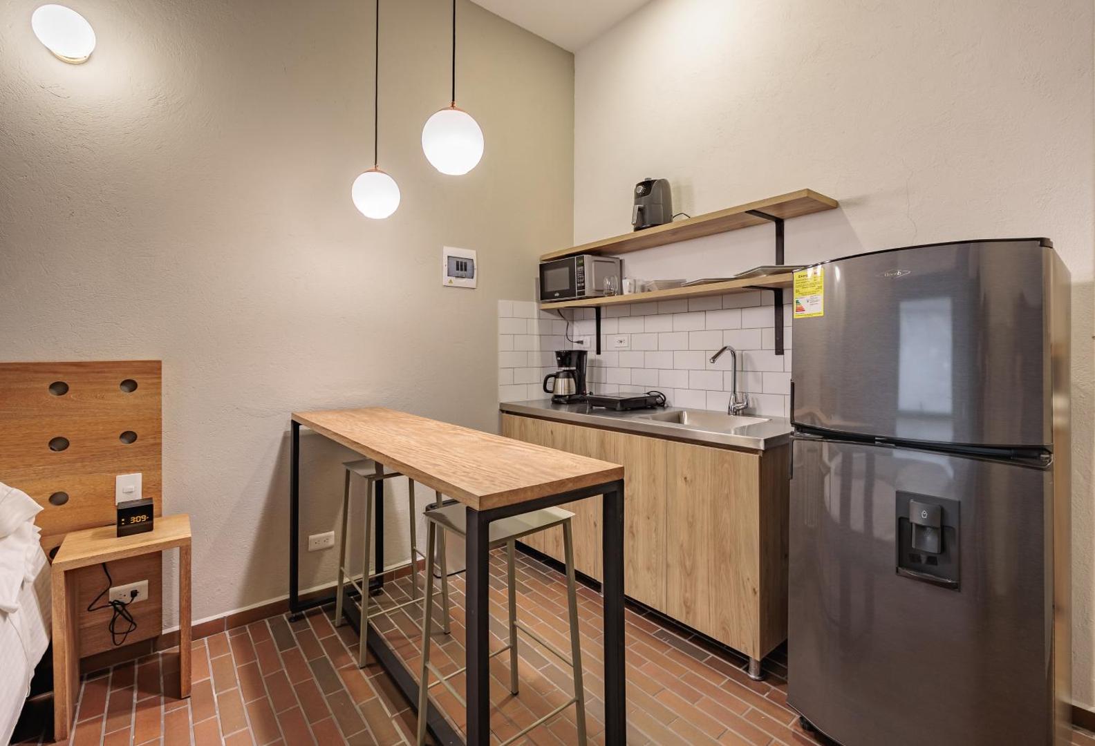 The Somos Flats Laureles