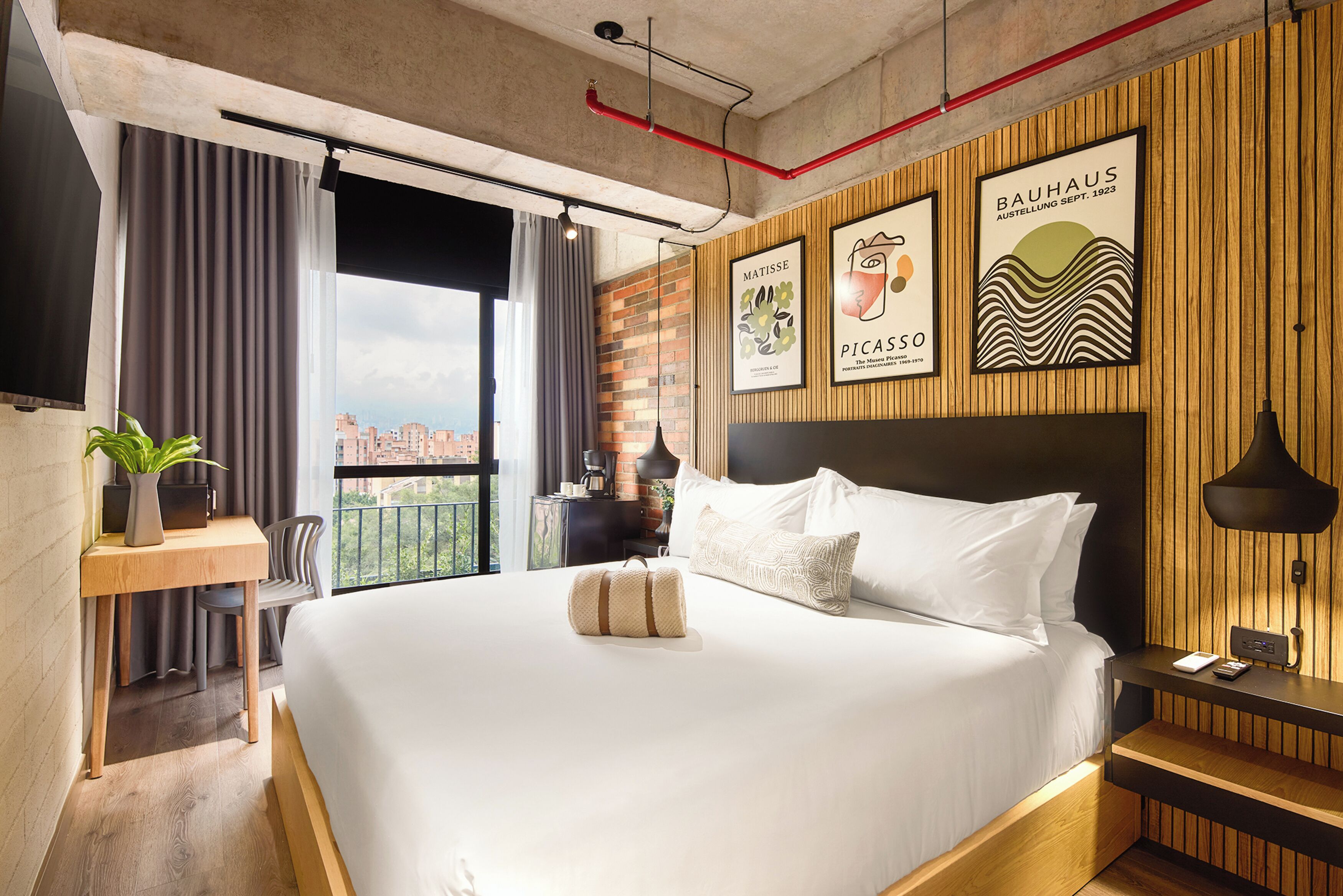 Urbit Social Lofts