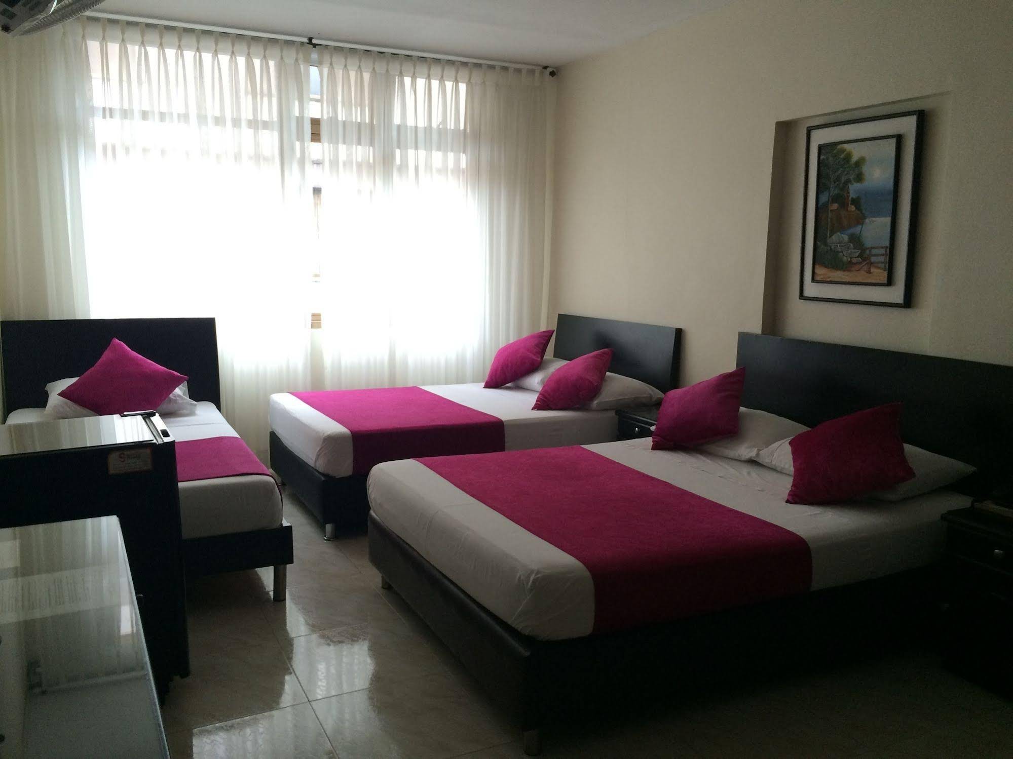 Hotel Imperio la 16