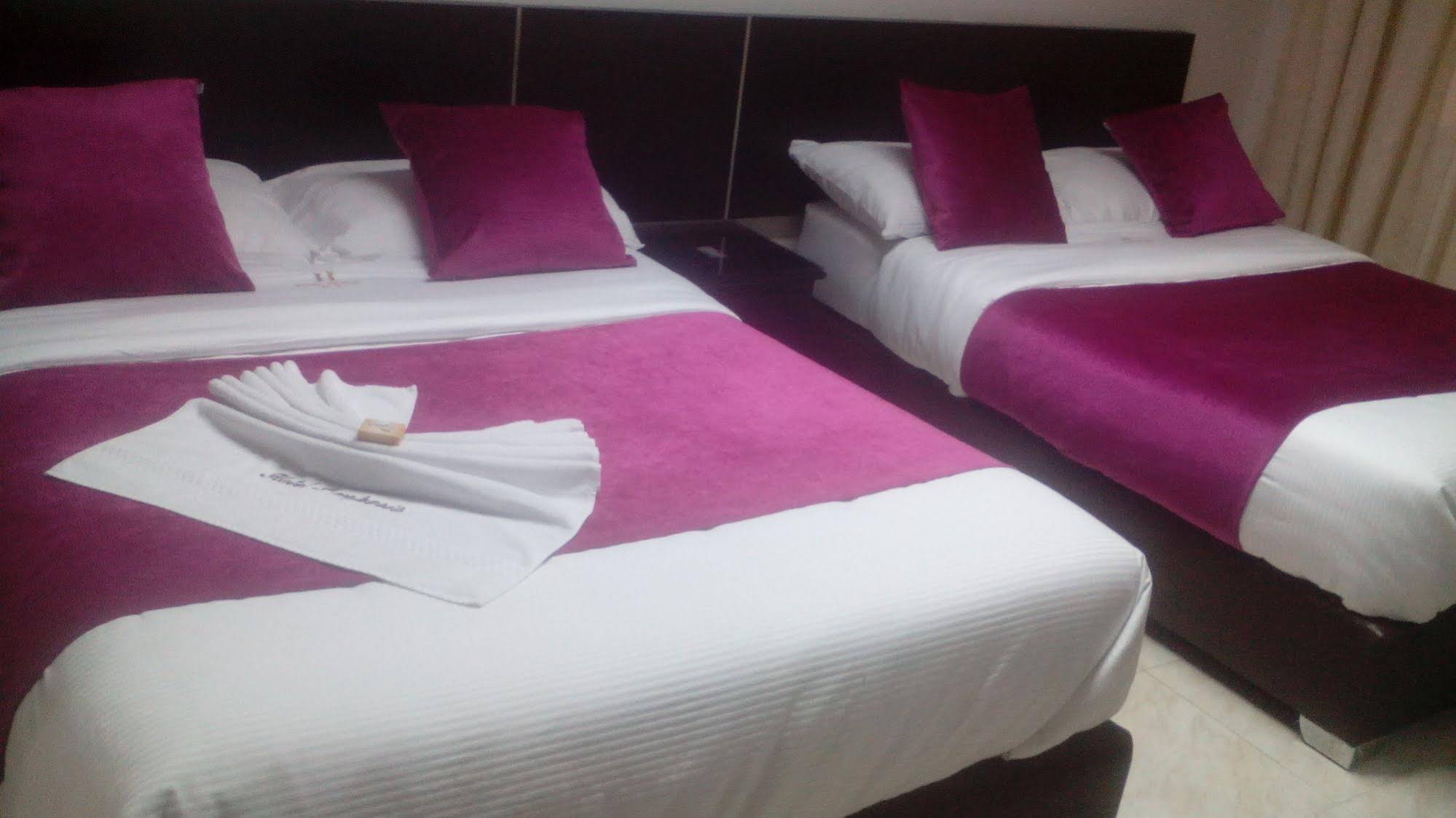 Hotel Imperio la 16
