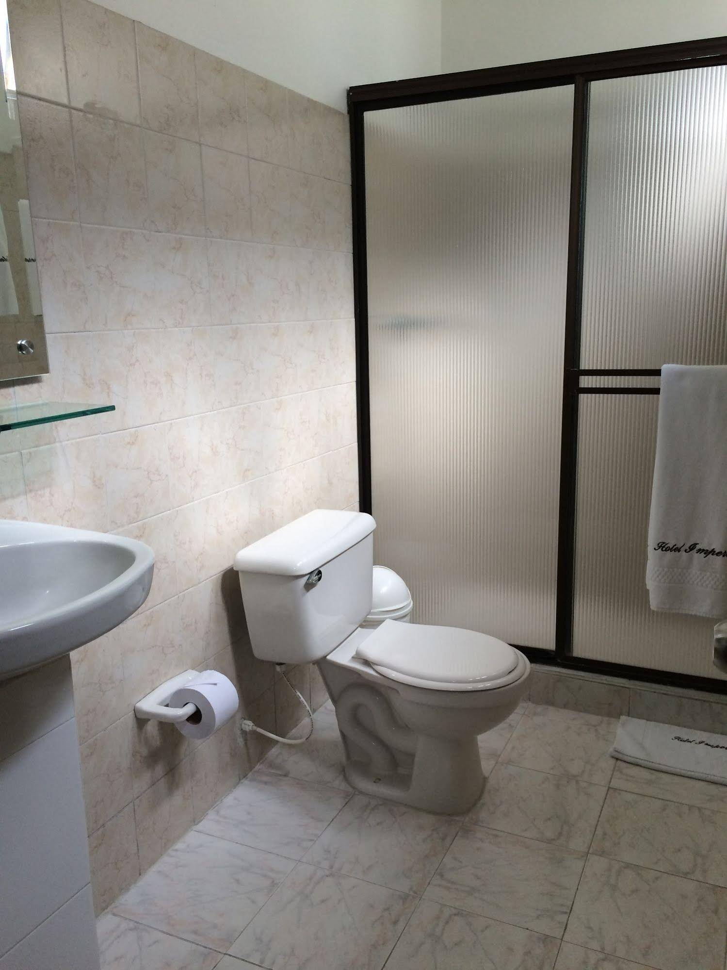 Hotel Imperio la 16