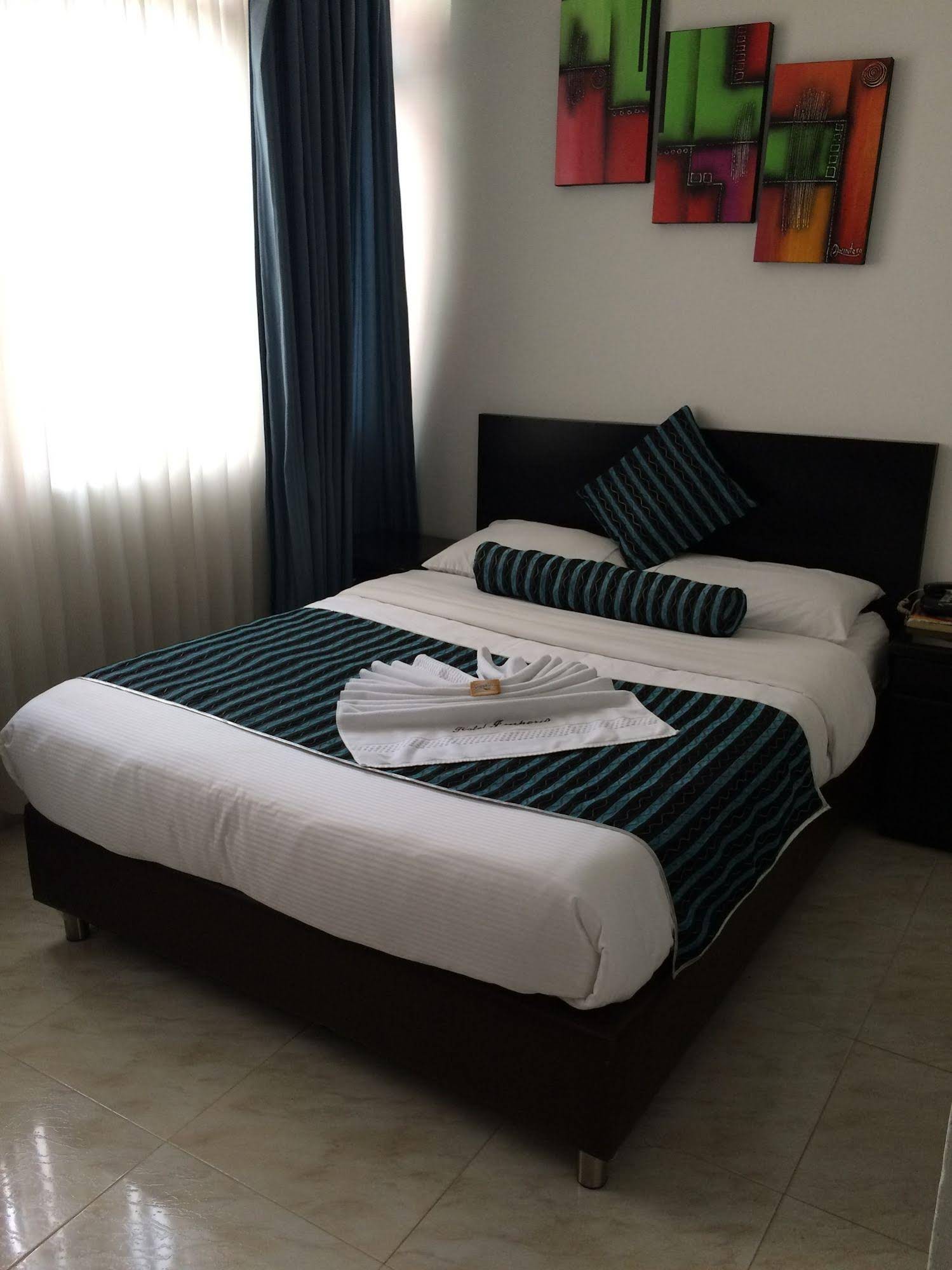 Hotel Imperio la 16