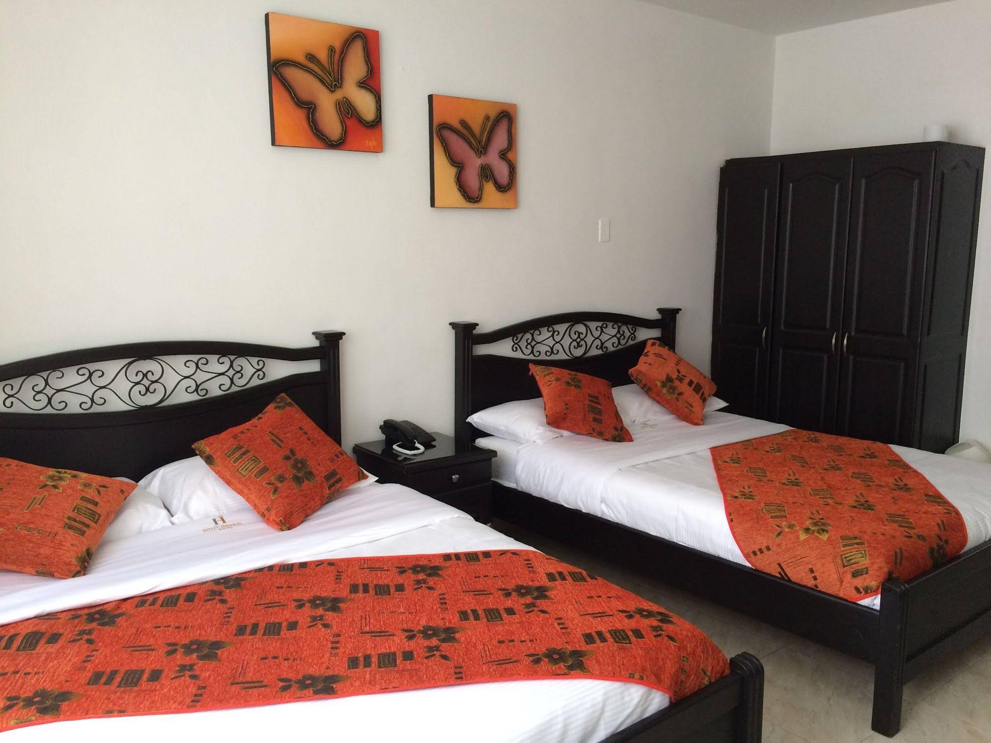 Hotel Imperio la 16