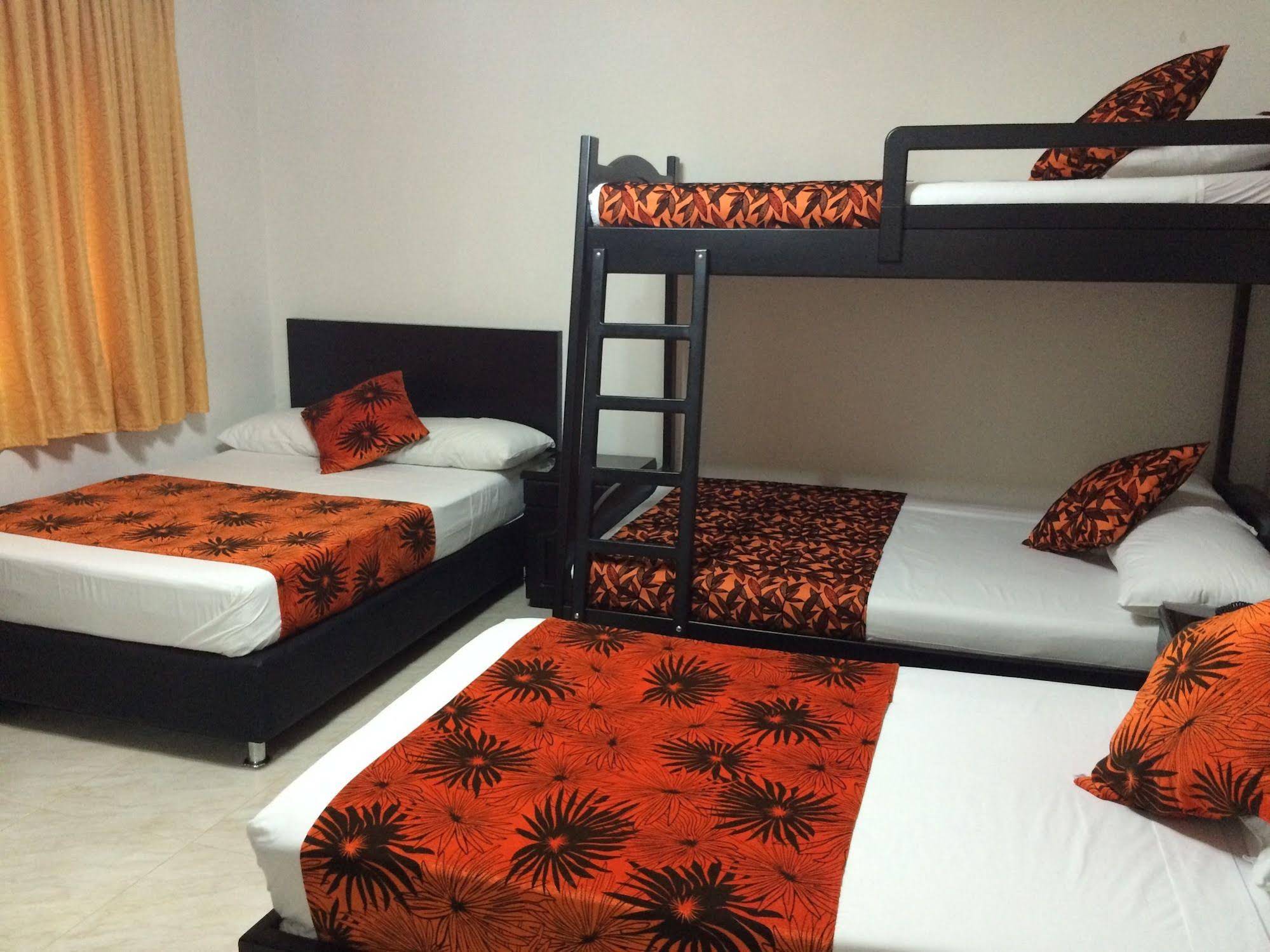 Hotel Imperio la 16
