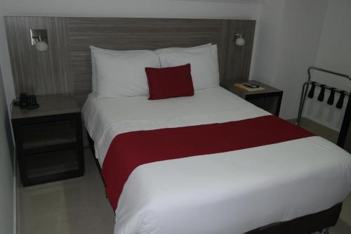 Mh Hoteles Pereira
