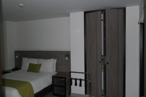 Mh Hoteles Pereira