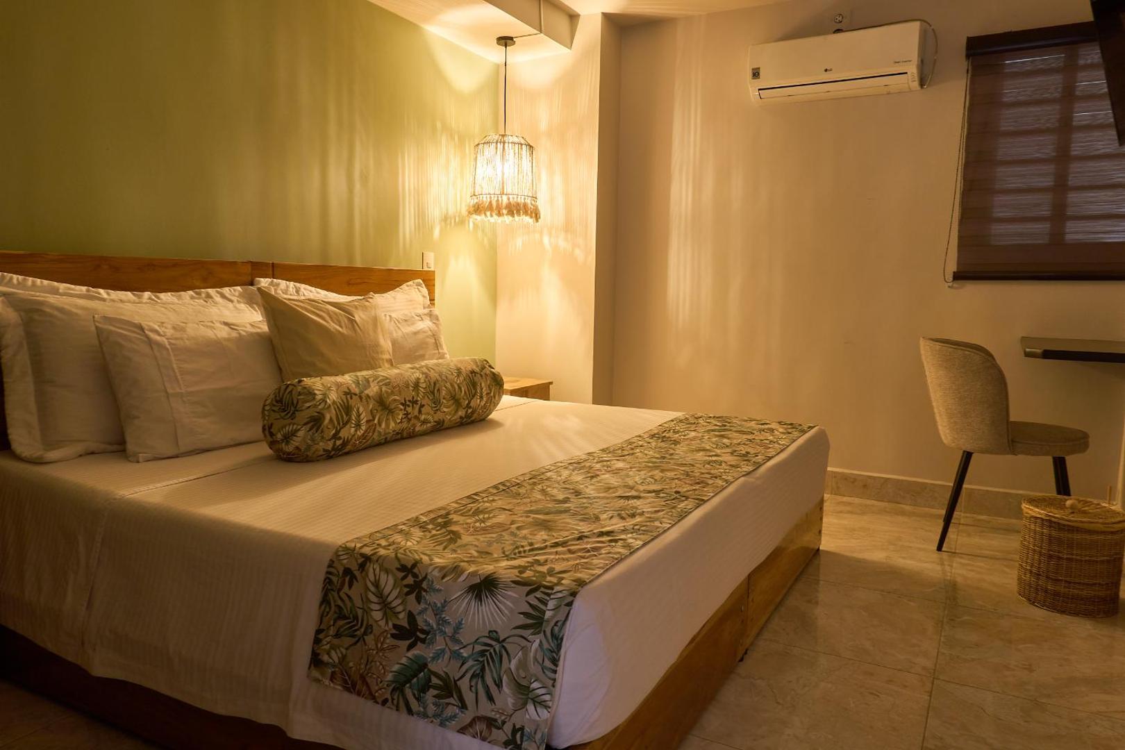 Kamaleb Farallones Hotel