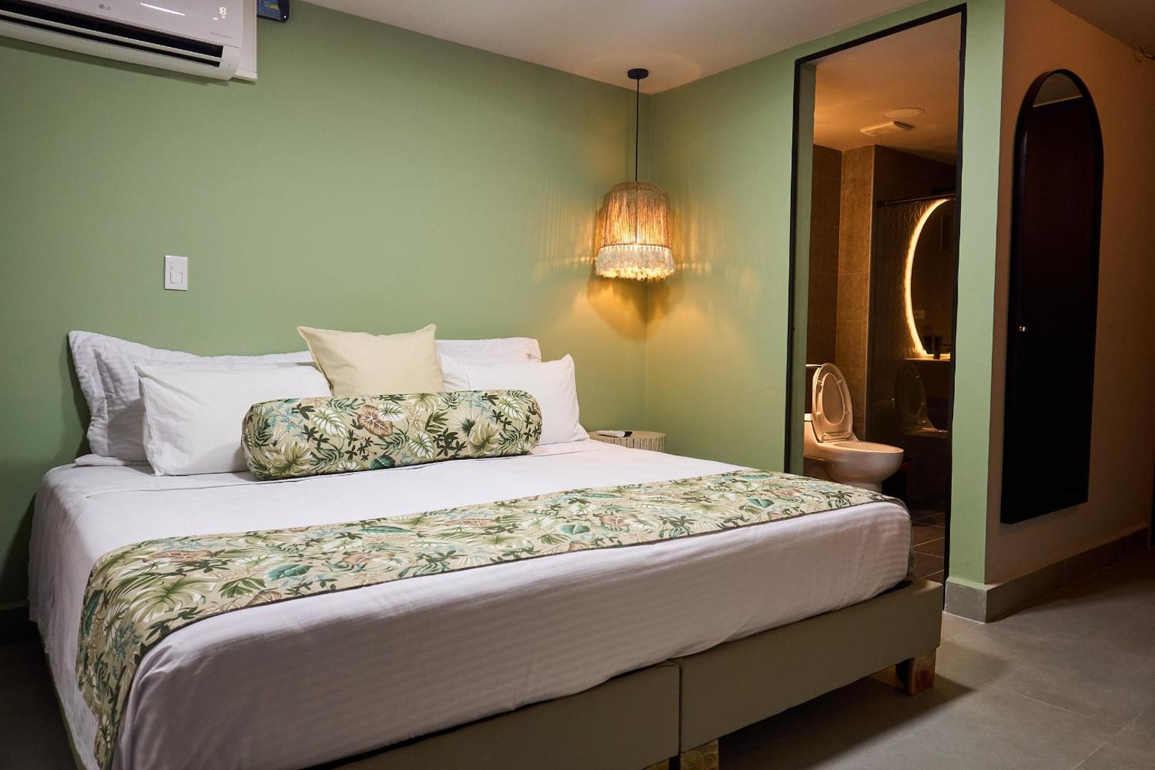 Kamaleb Farallones Hotel