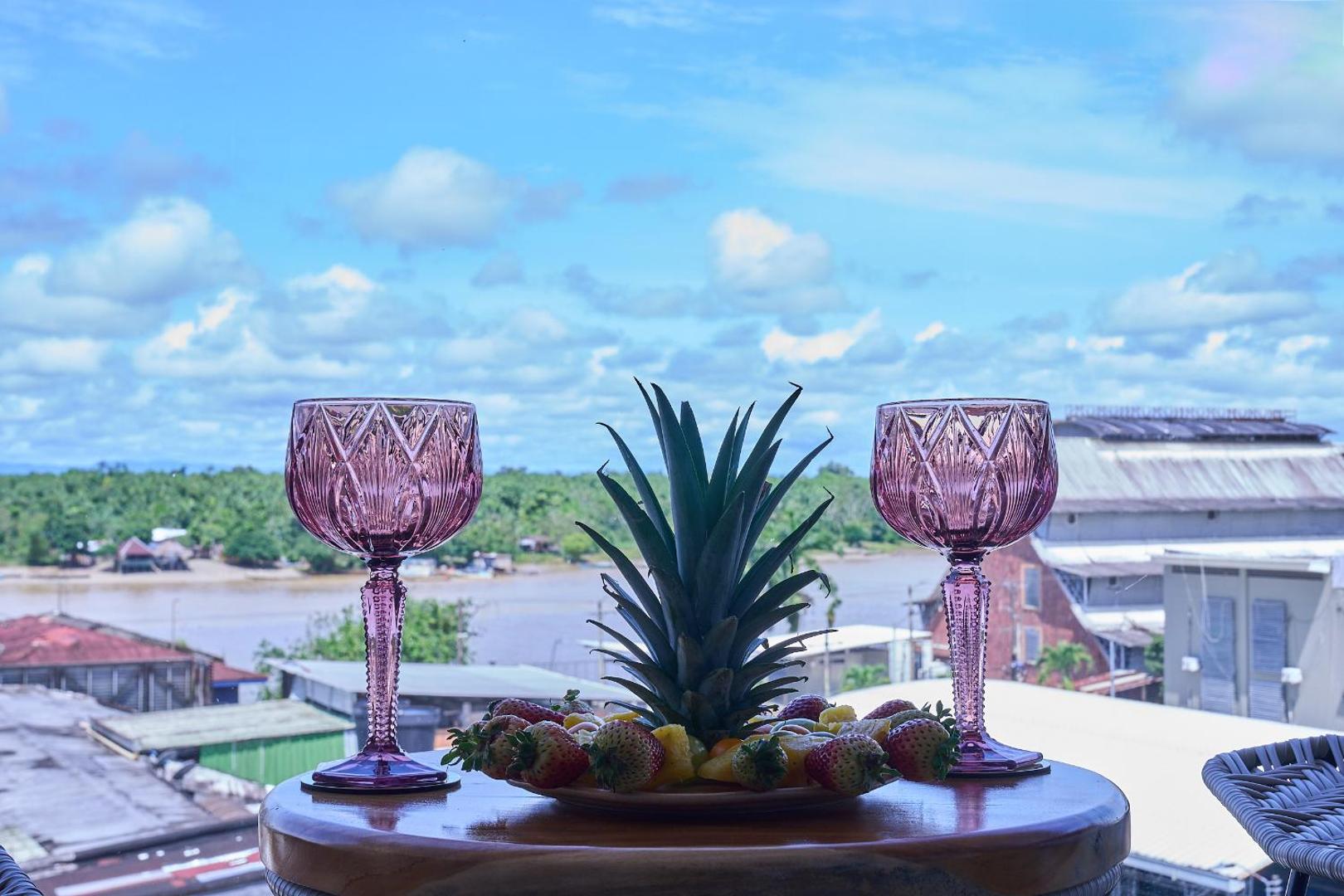 Kamaleb Farallones Hotel