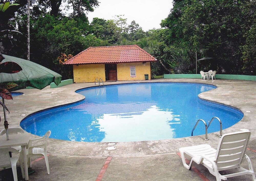 El Pizote Lodge