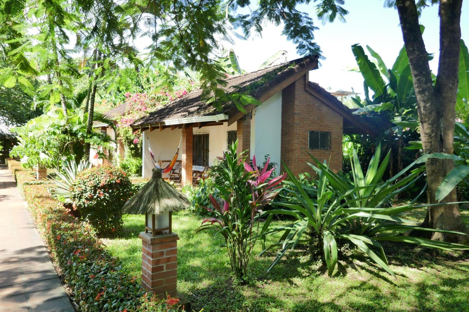 Hotel Escape Caribeno