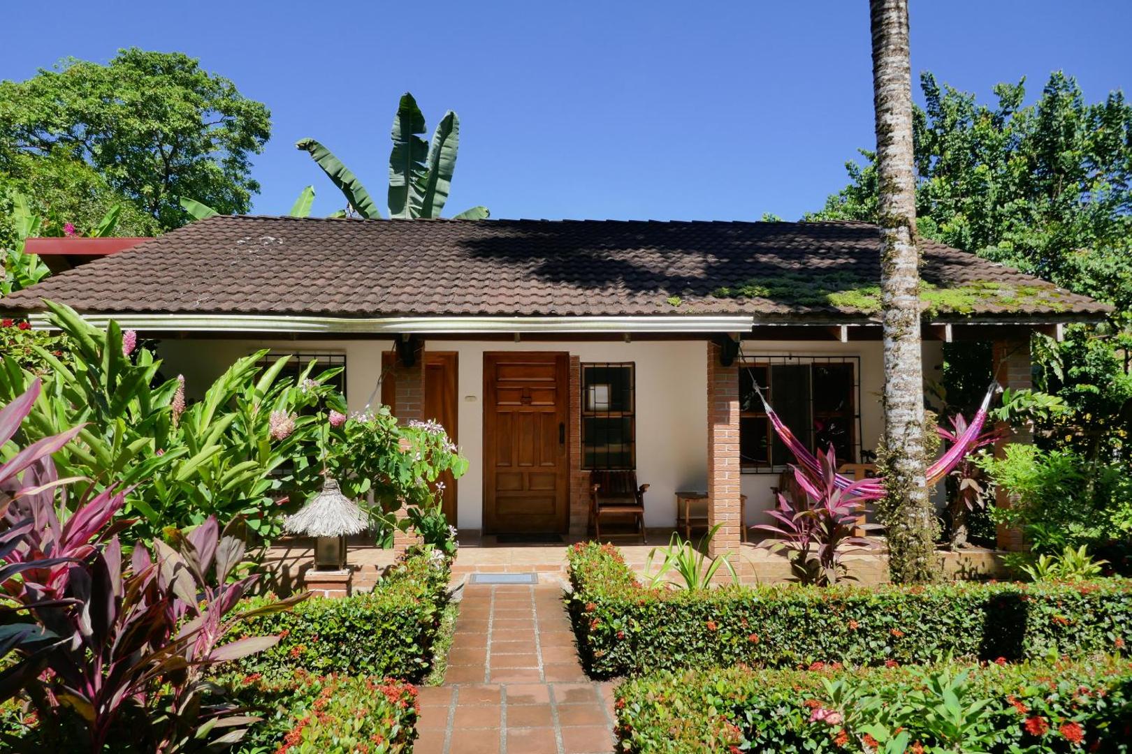 Hotel Escape Caribeno