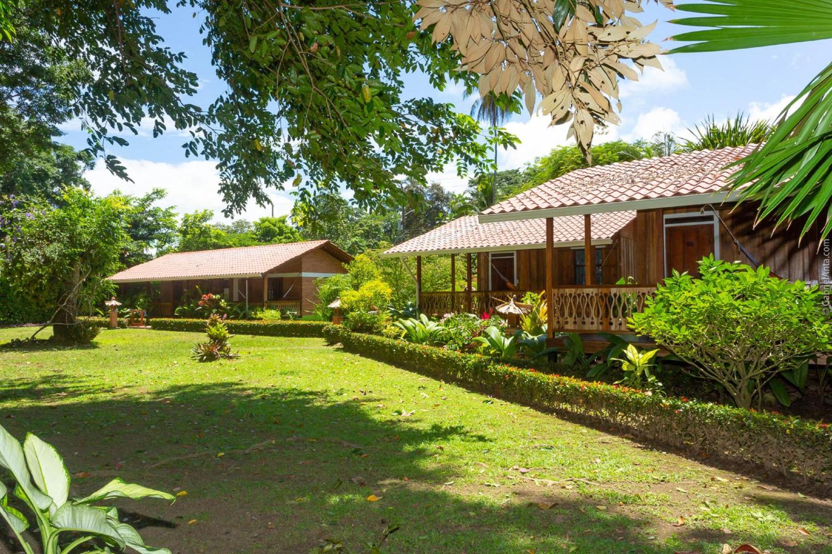 Hotel Escape Caribeno