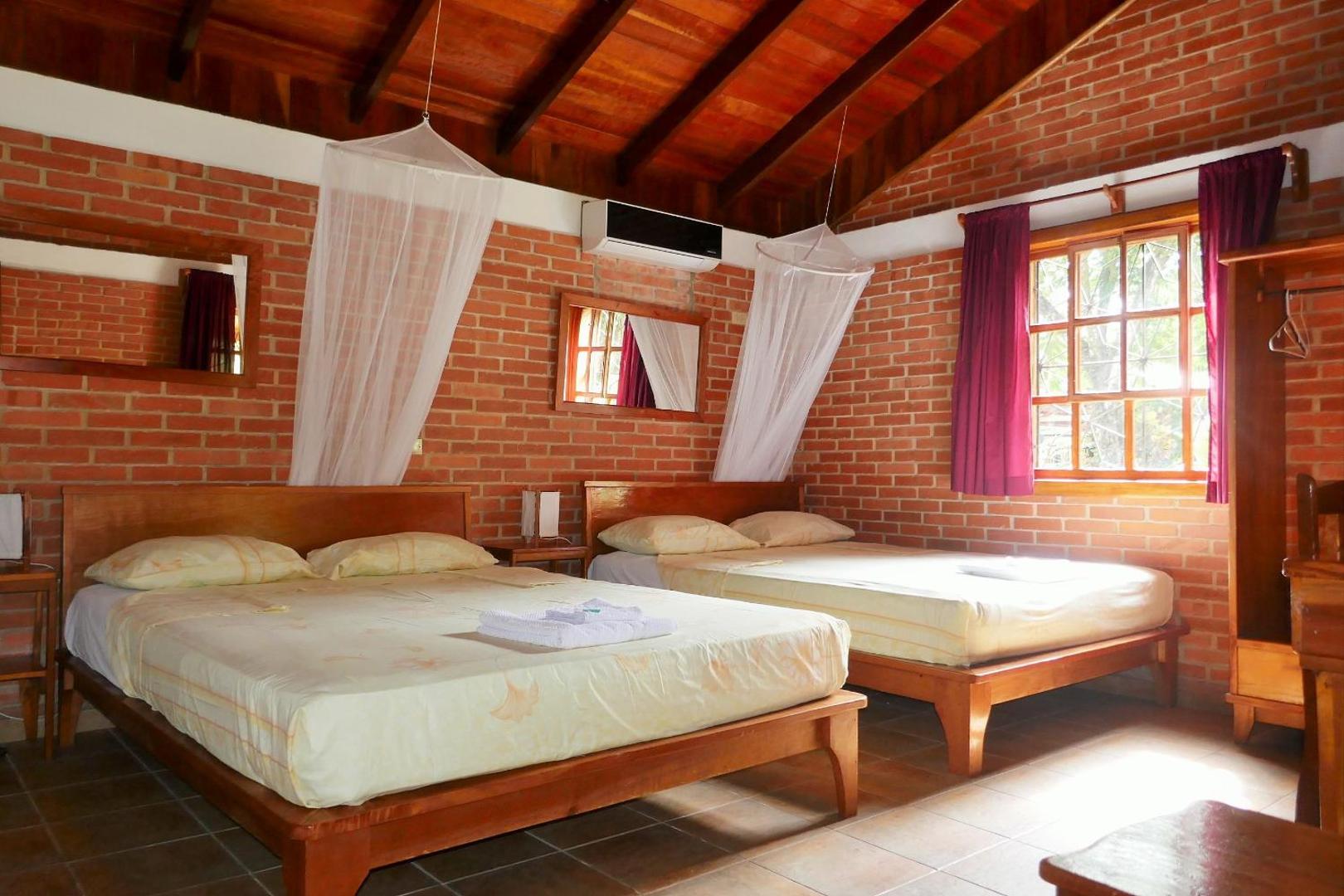 Hotel Escape Caribeno