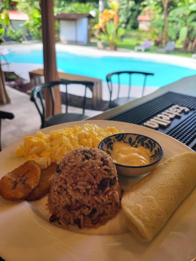 Hotel Escape Caribeno