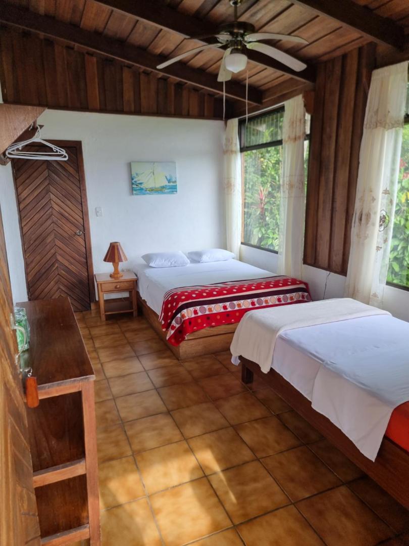 Hotel La Rana de Arenal