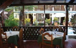 Hotel Magica Cantarrana