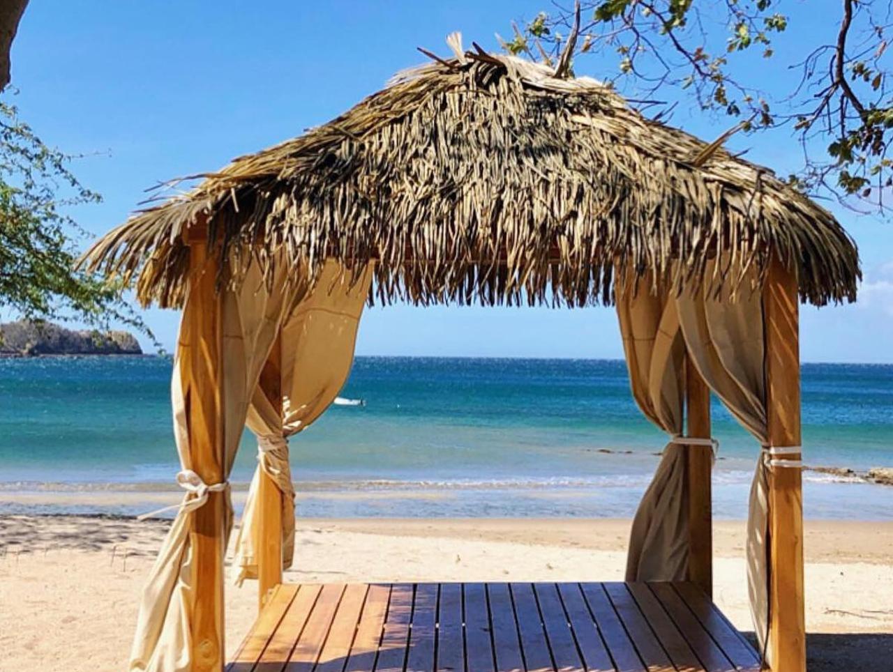 Pura Vida Private Villa