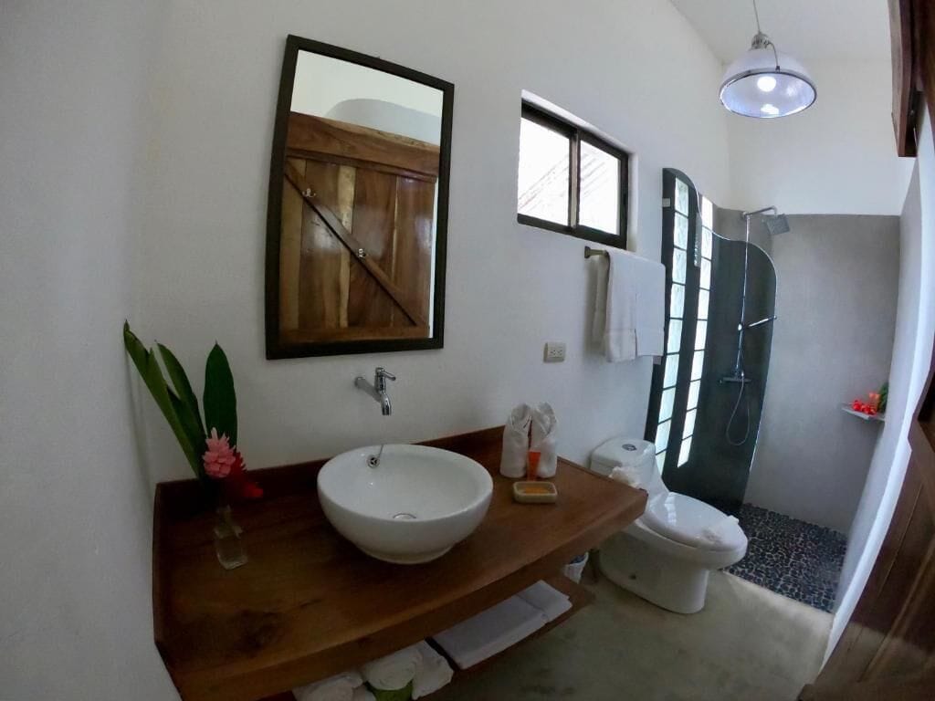 Buddha Hotel & Restaurant