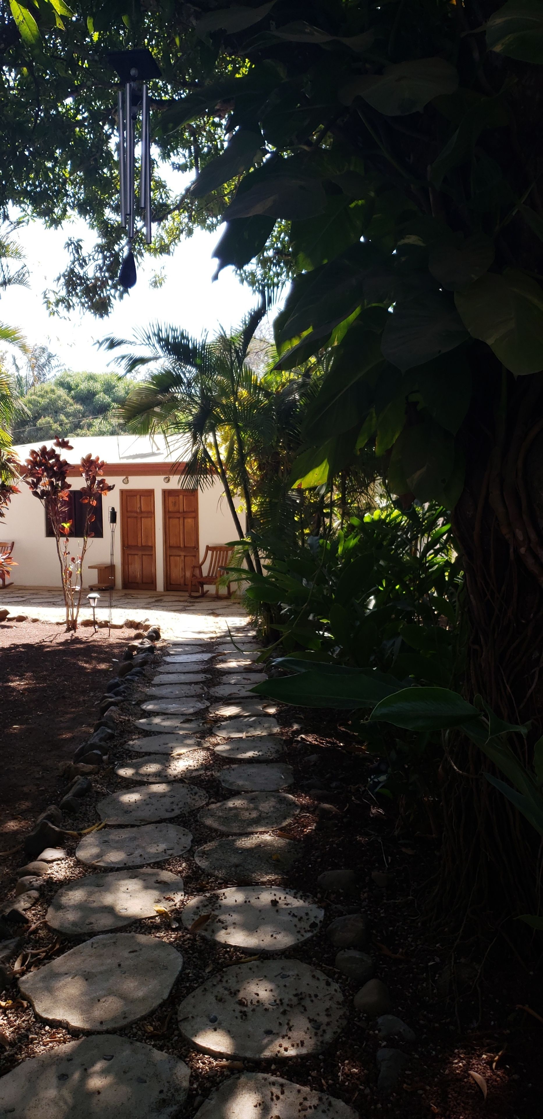 Buddha Hotel & Restaurant