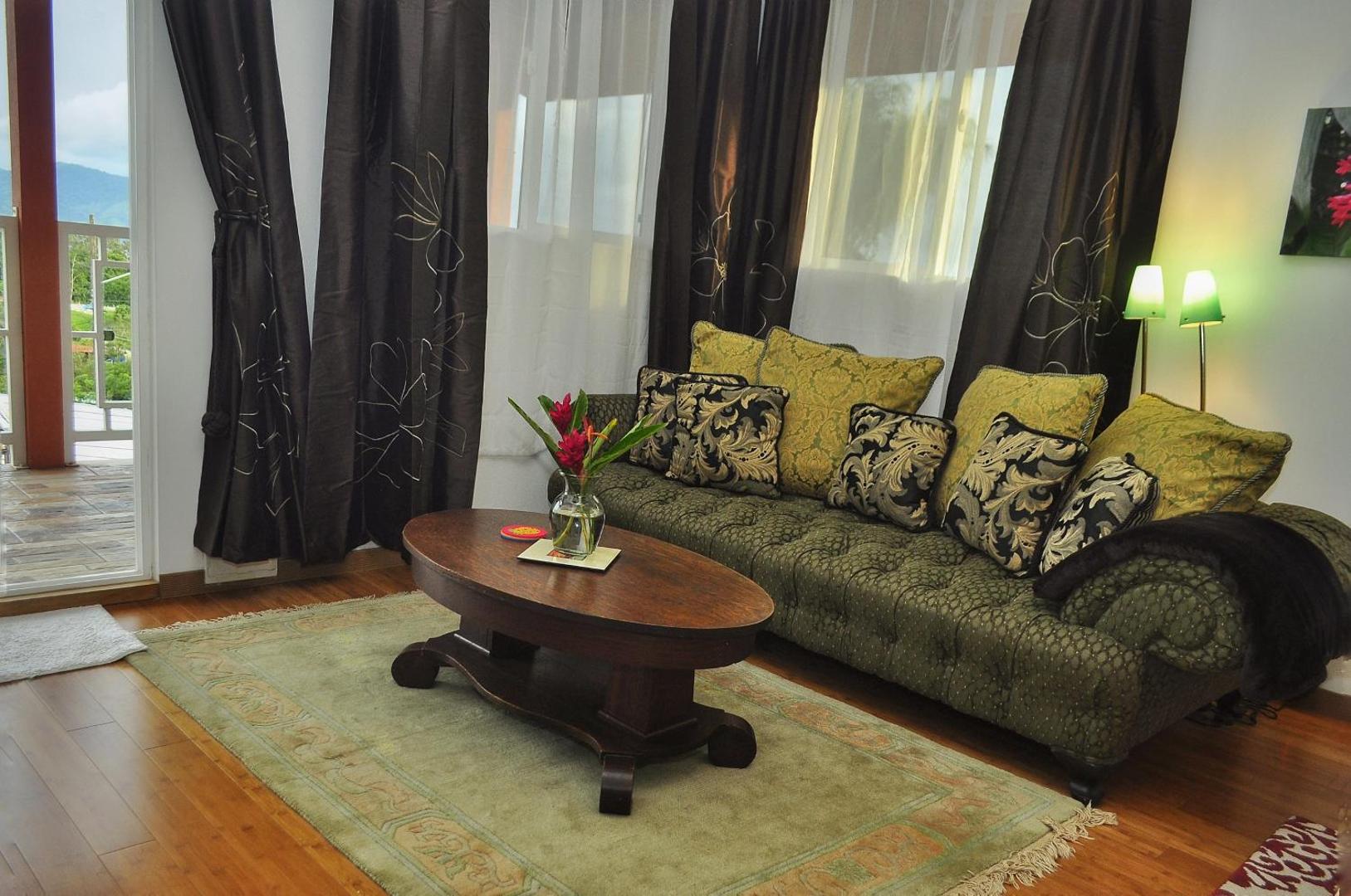 Casa Donna Rosa Bed & Breakfast