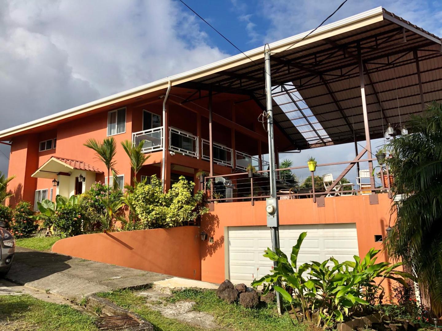 Casa Donna Rosa Bed & Breakfast