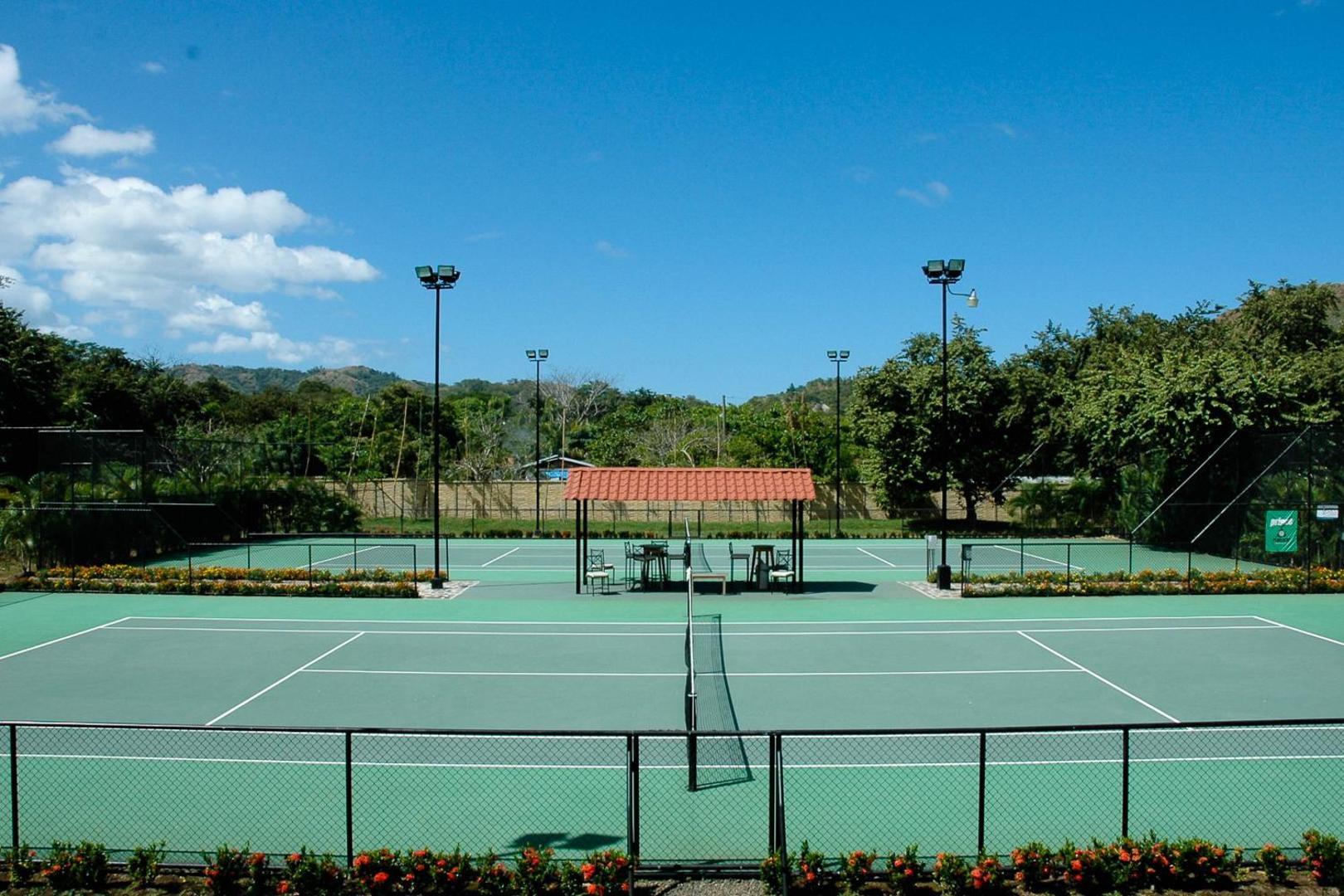 Ocotal Beach Club Hotel 2