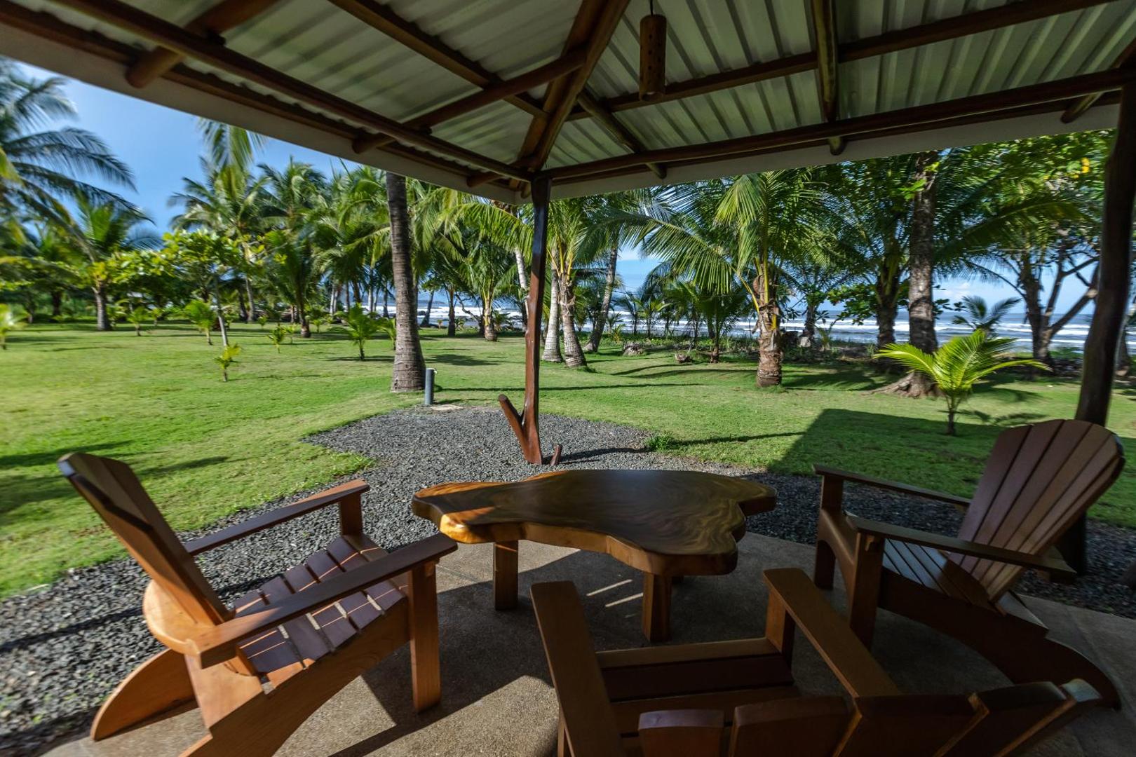 Salvatierra Beachfront Hotel