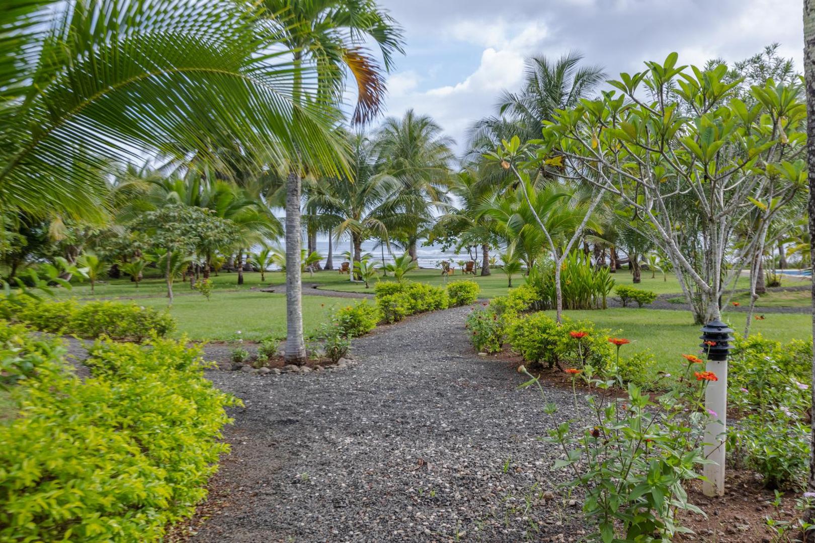 Salvatierra Beachfront Hotel