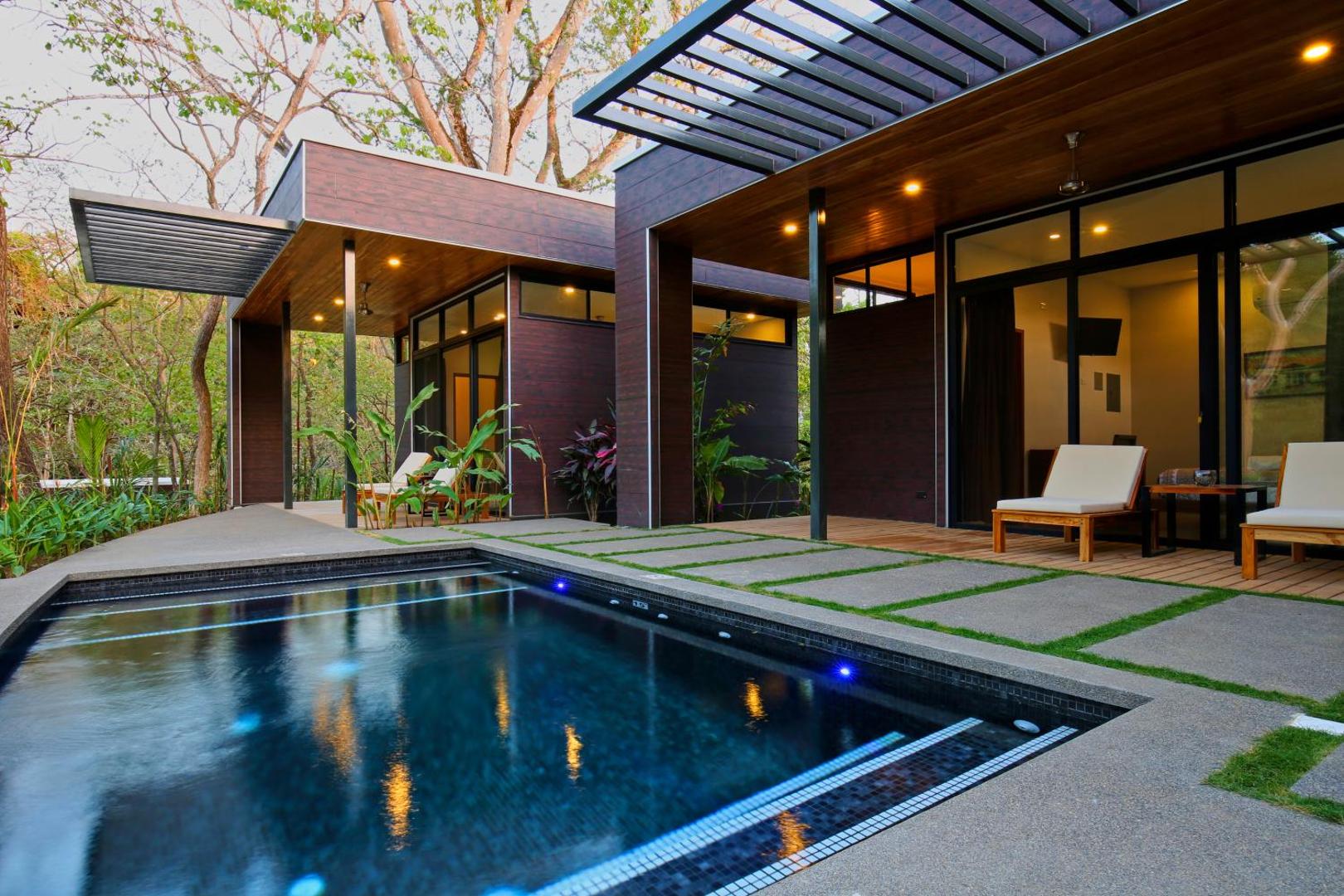 The Withe Palms Nosara Yoga Surf Hotel