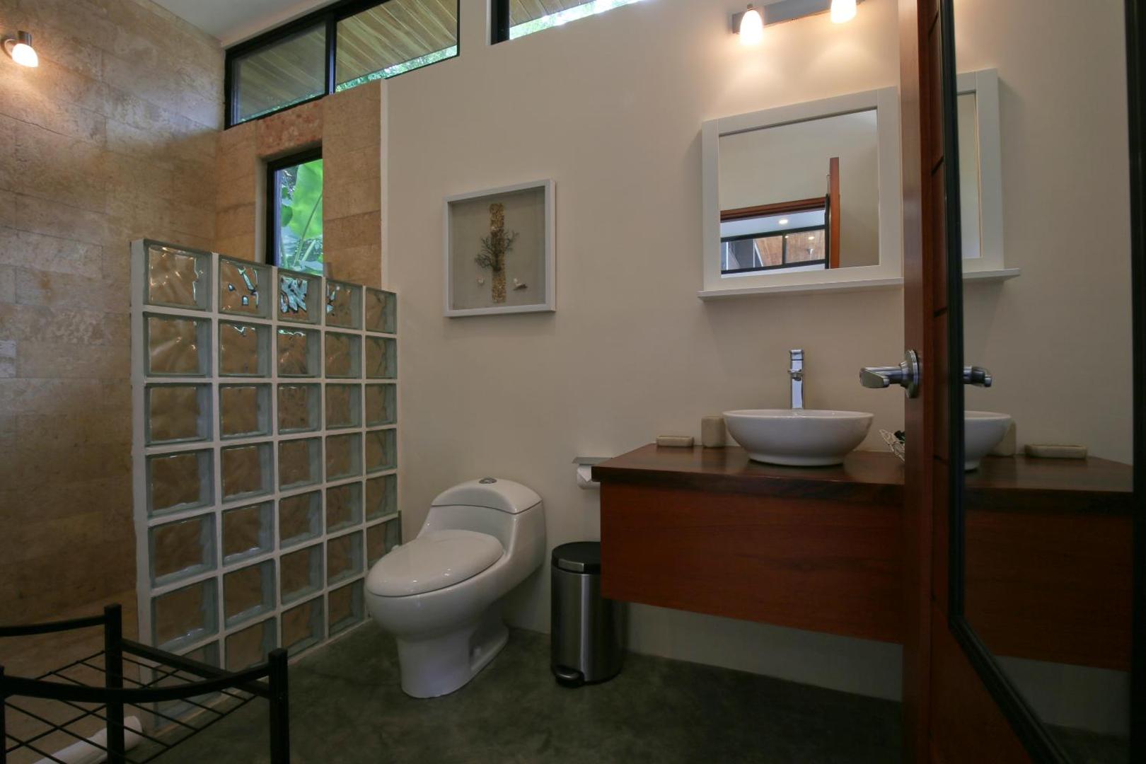 The Withe Palms Nosara Yoga Surf Hotel