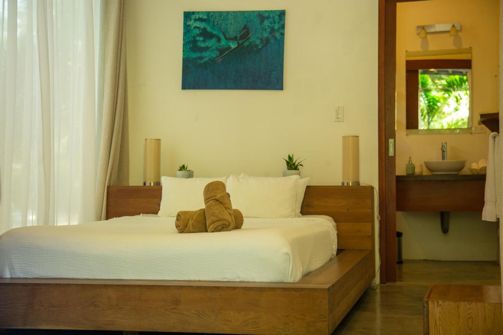 The Withe Palms Nosara Yoga Surf Hotel