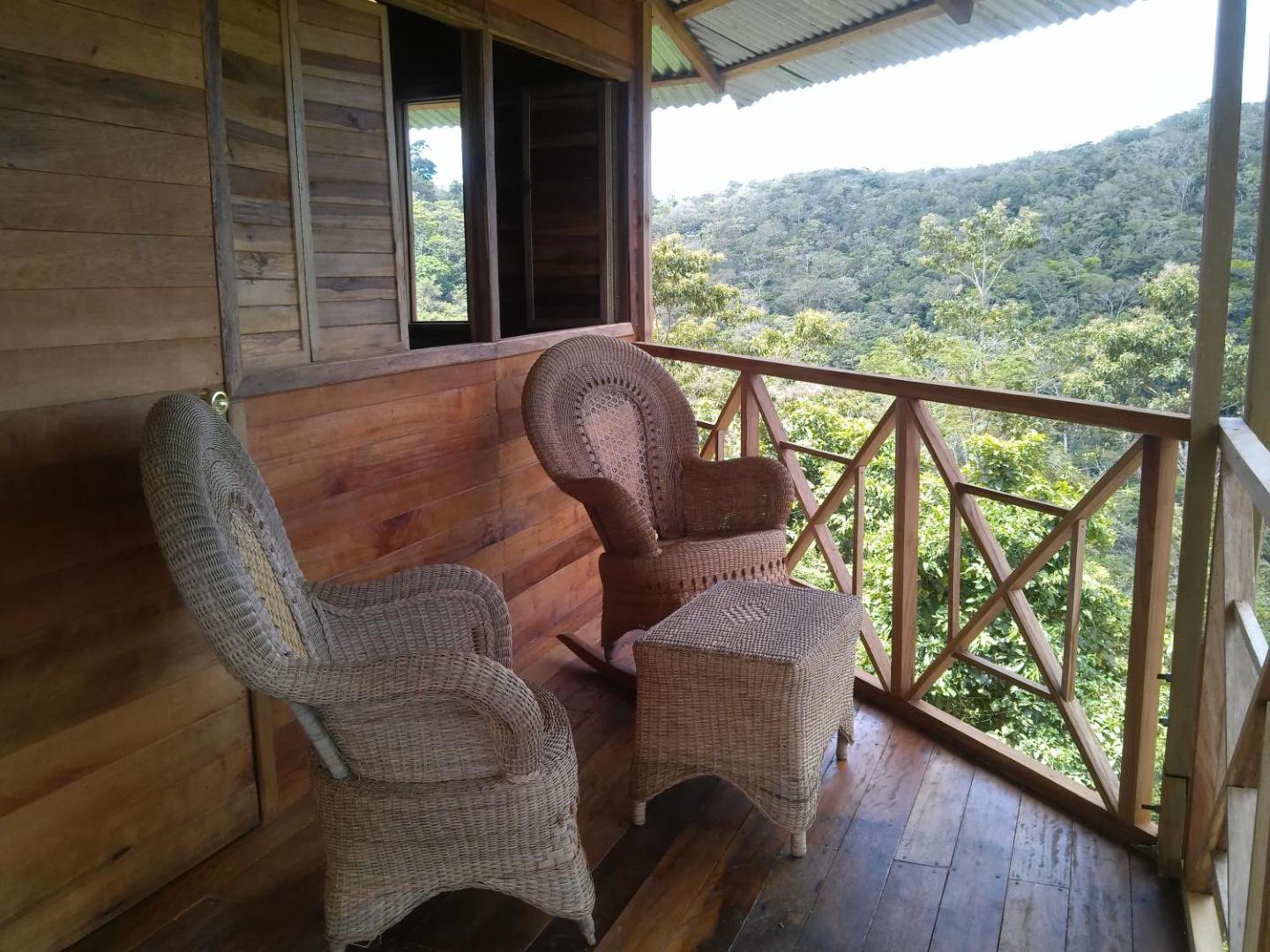Tierra Madre Eco Lodge