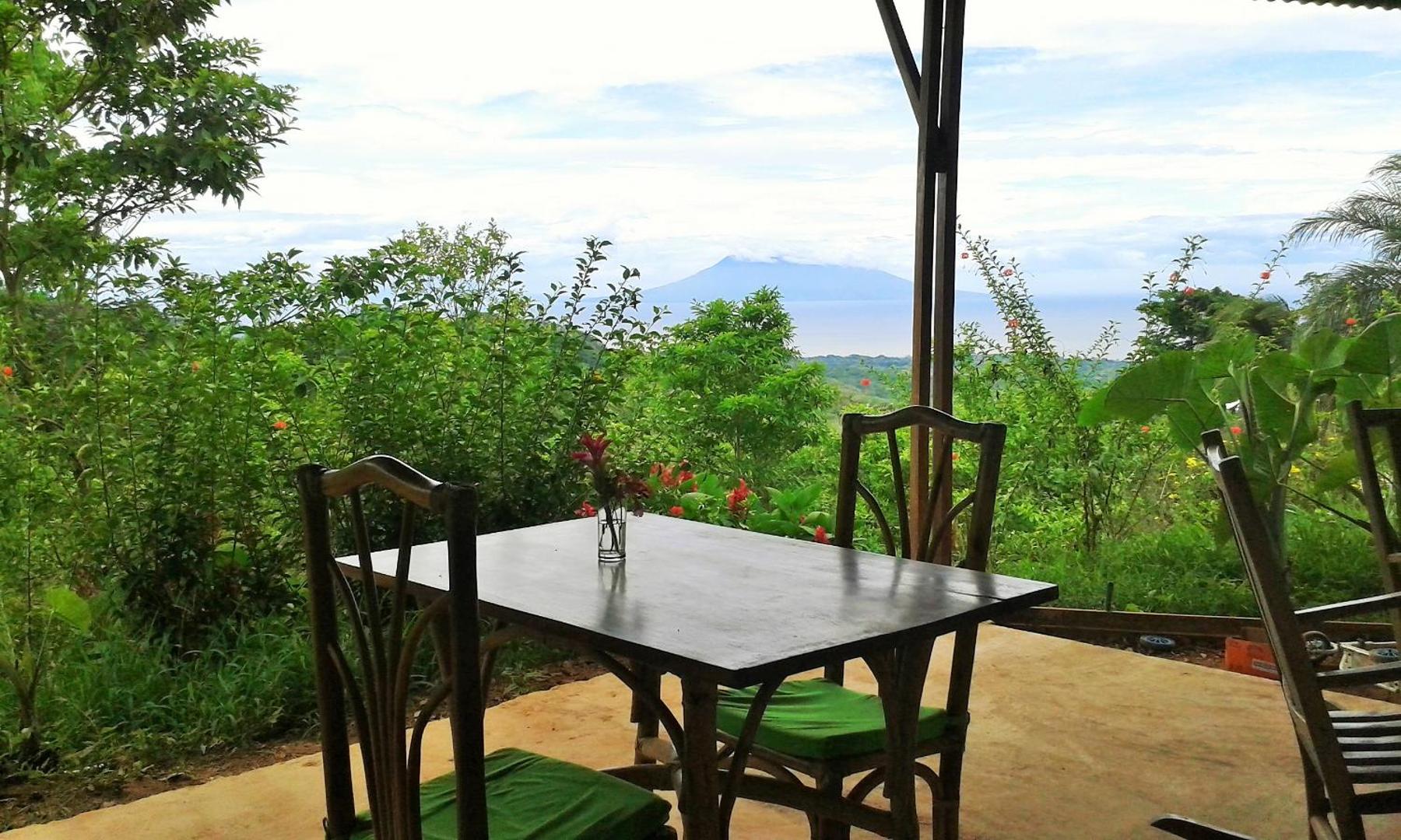 Tierra Madre Eco Lodge