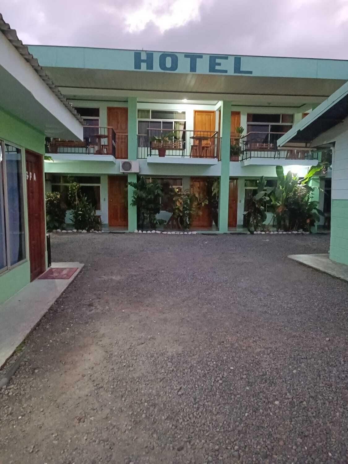 Hotel Fas & Off-Site Thermal Resort