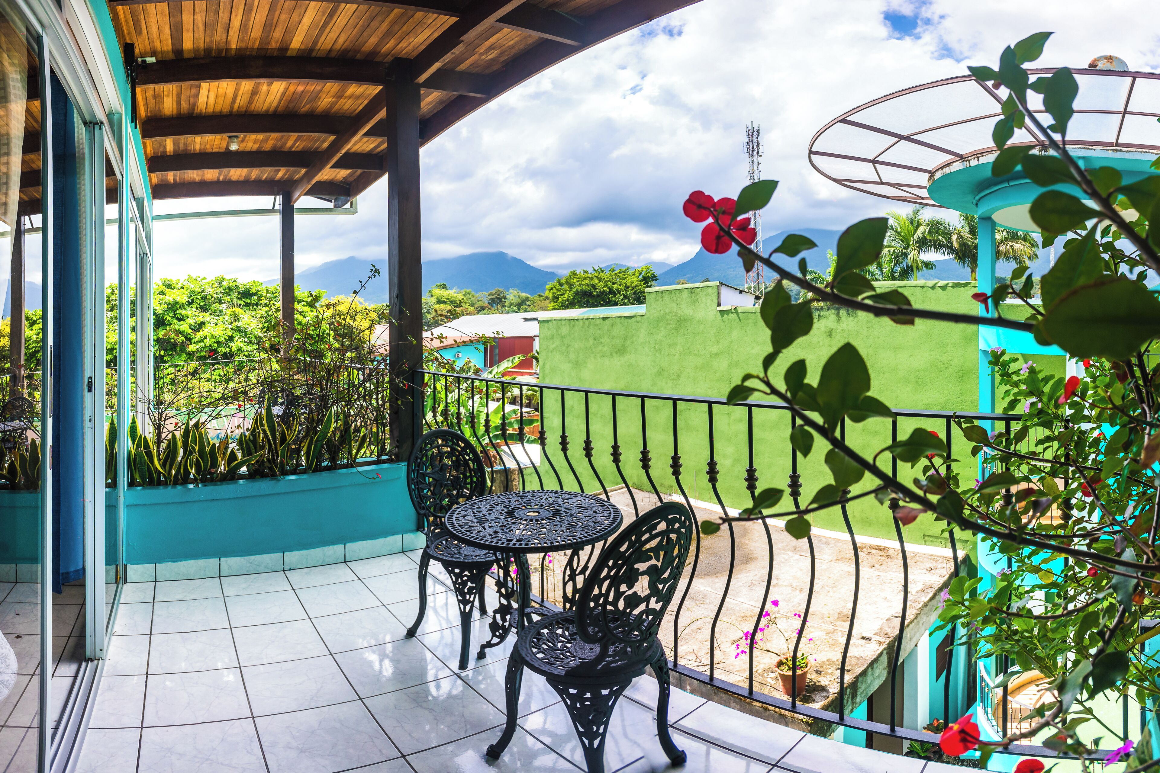 The Blue Suites Spa & Tours