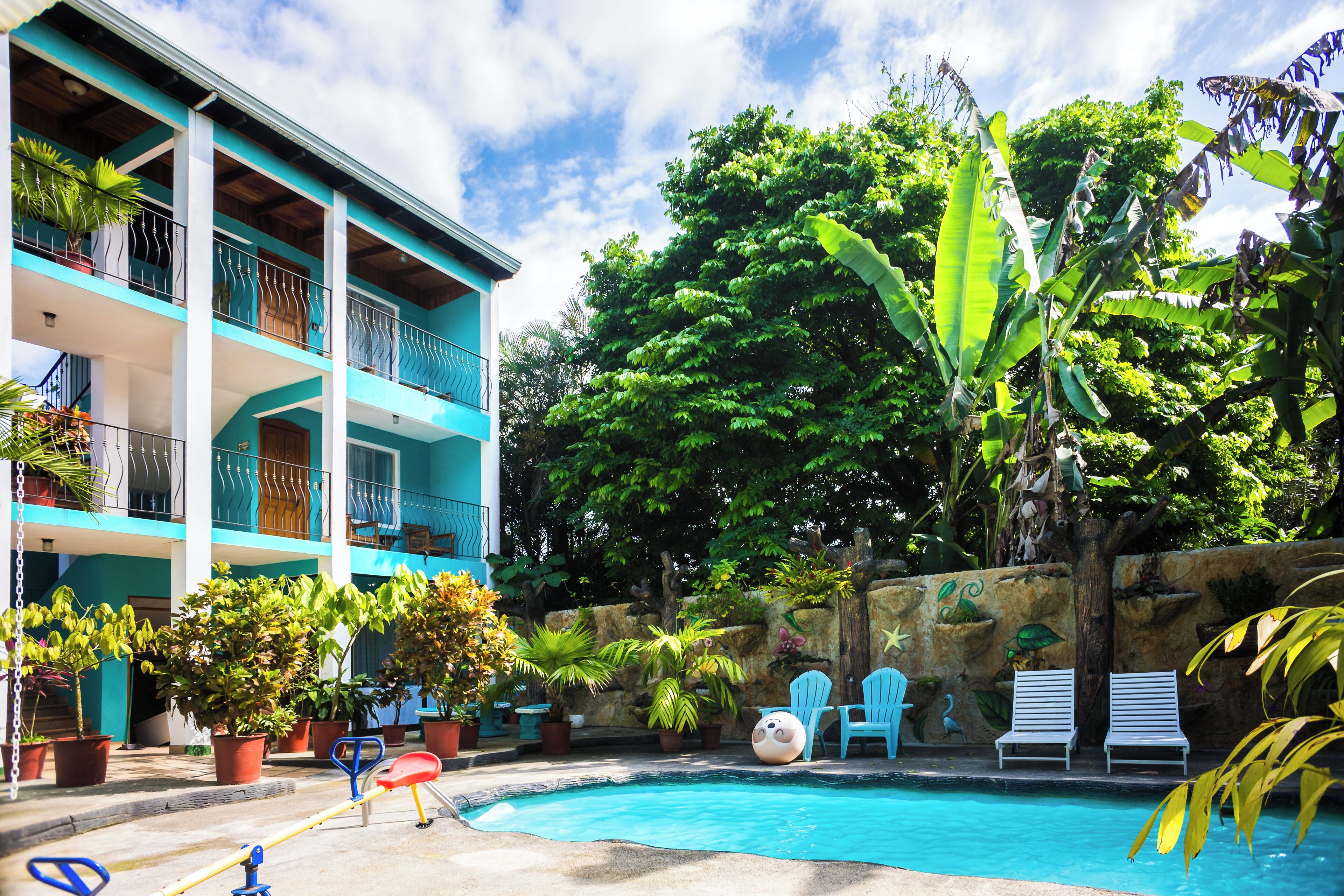 The Blue Suites Spa & Tours