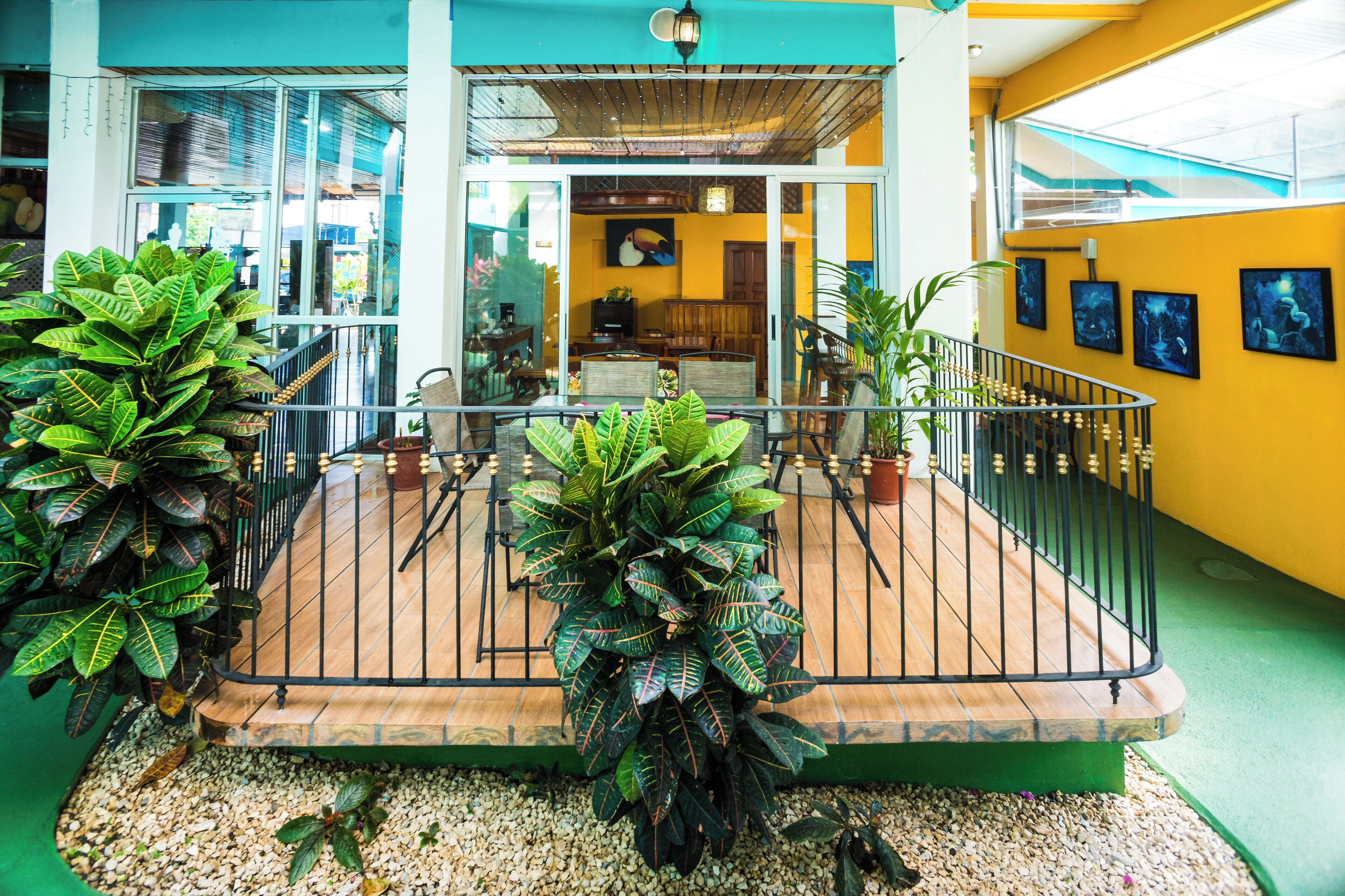 The Blue Suites Spa & Tours