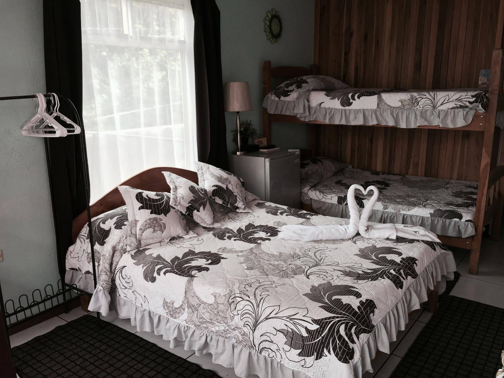 Hotel Sloth Backpackers