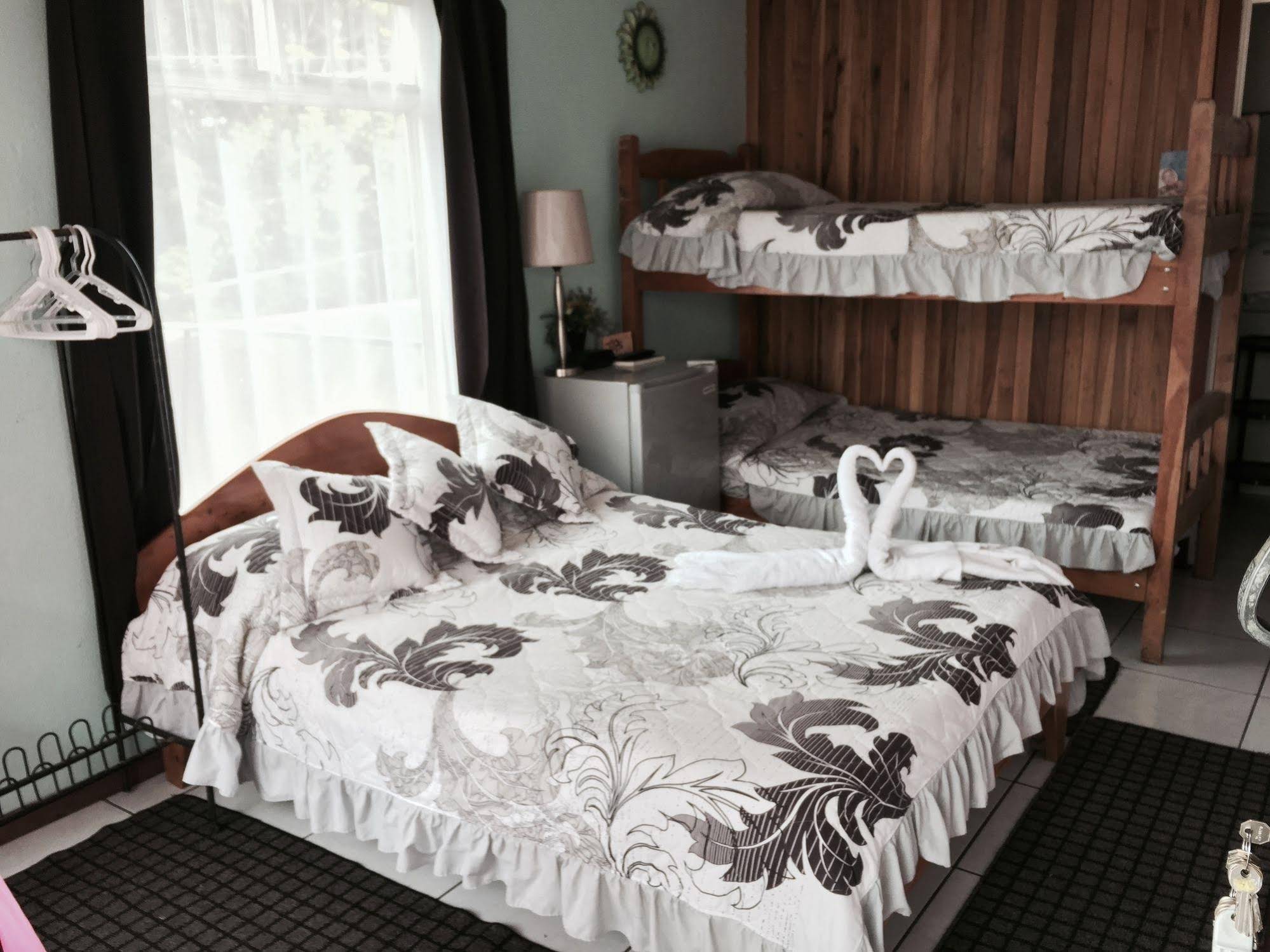 Hotel Sloth Backpackers
